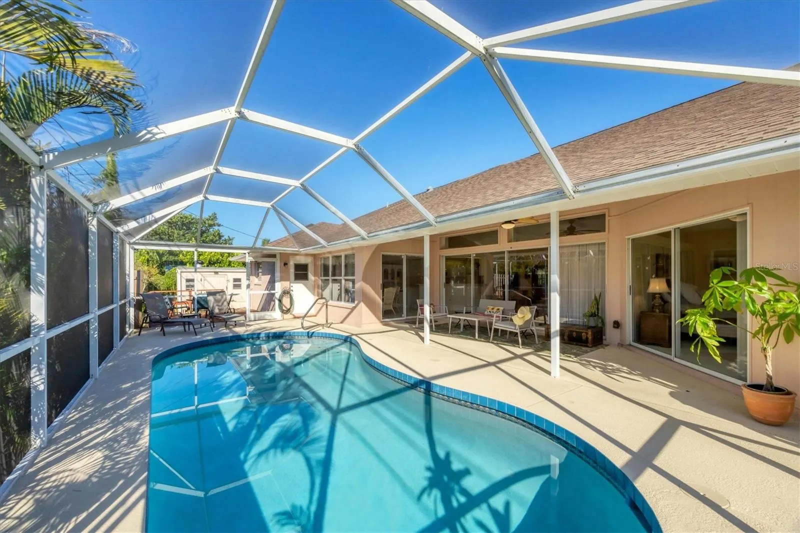 651 CORONADO RD