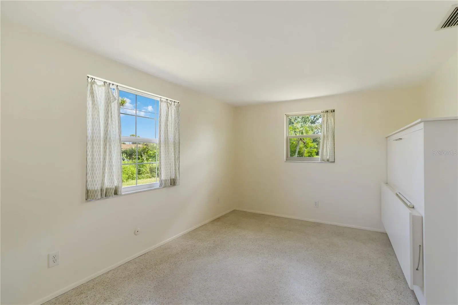 509 PALM AVE