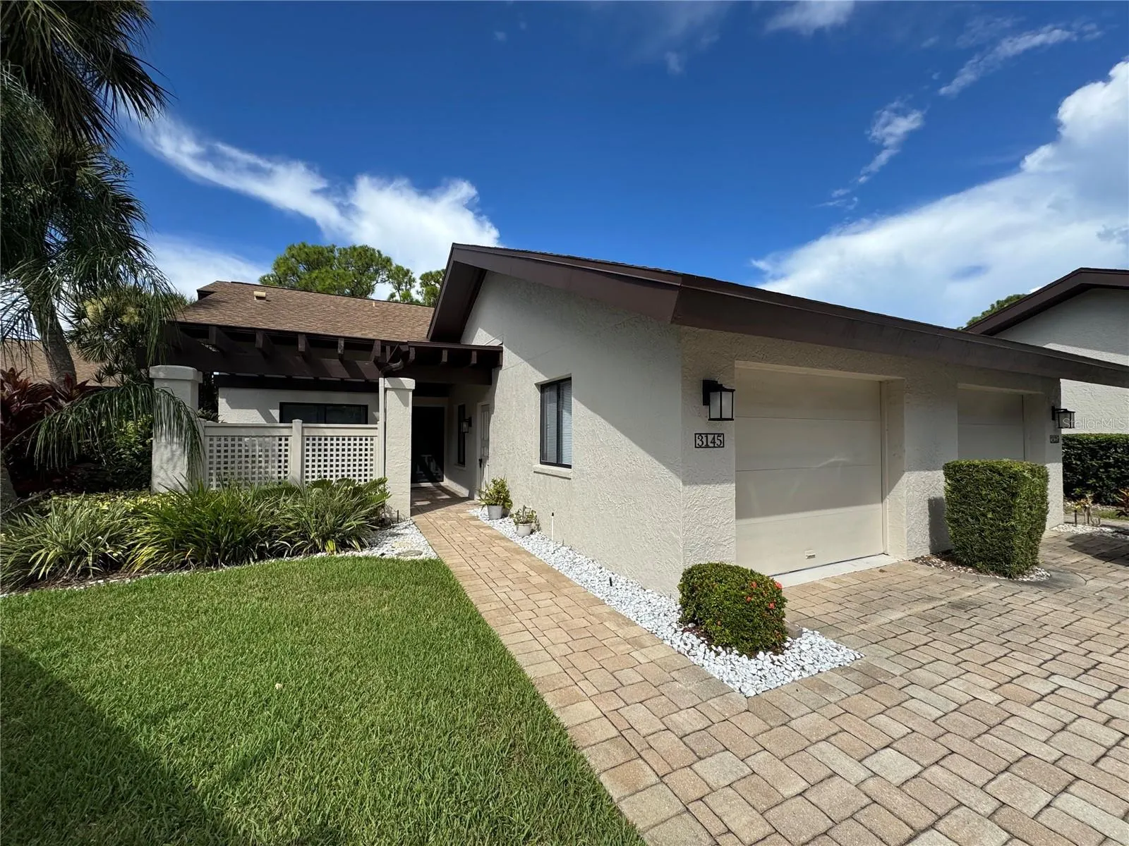 3145 WINDRUSH BOURNE #52, #52
