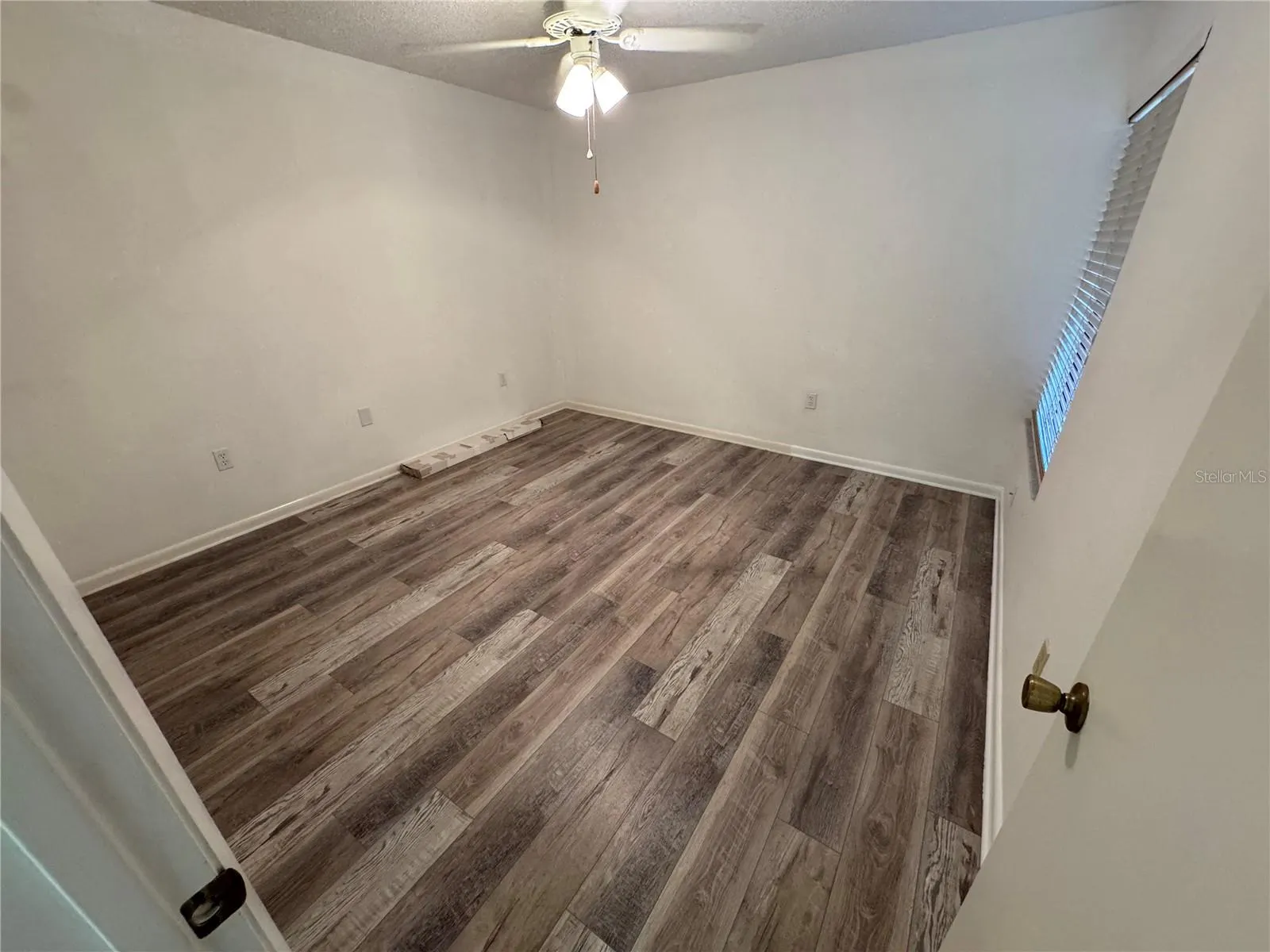 3145 WINDRUSH BOURNE #52, #52