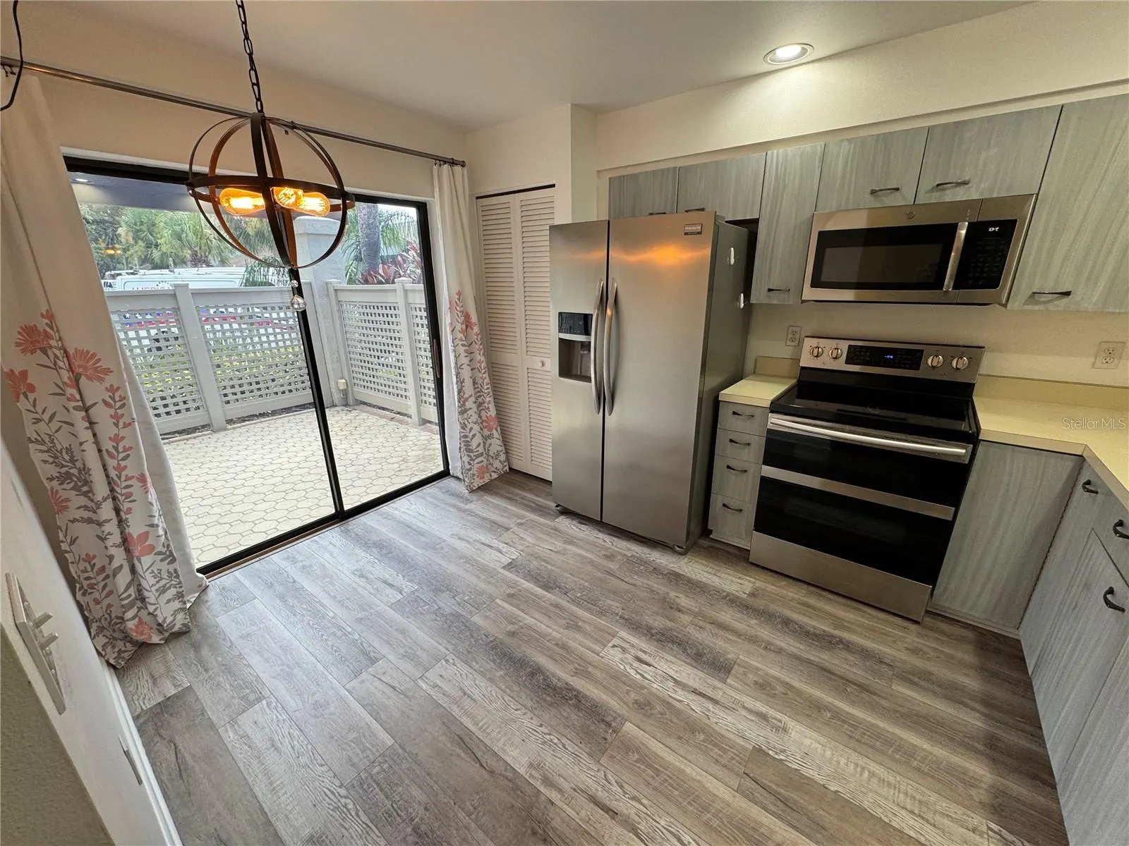 3145 WINDRUSH BOURNE #52, #52