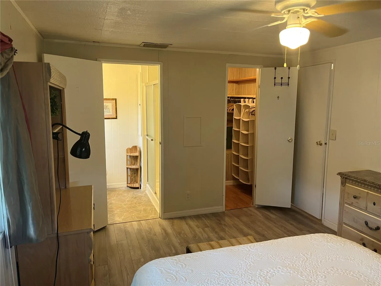 908 JOLANDA CIR