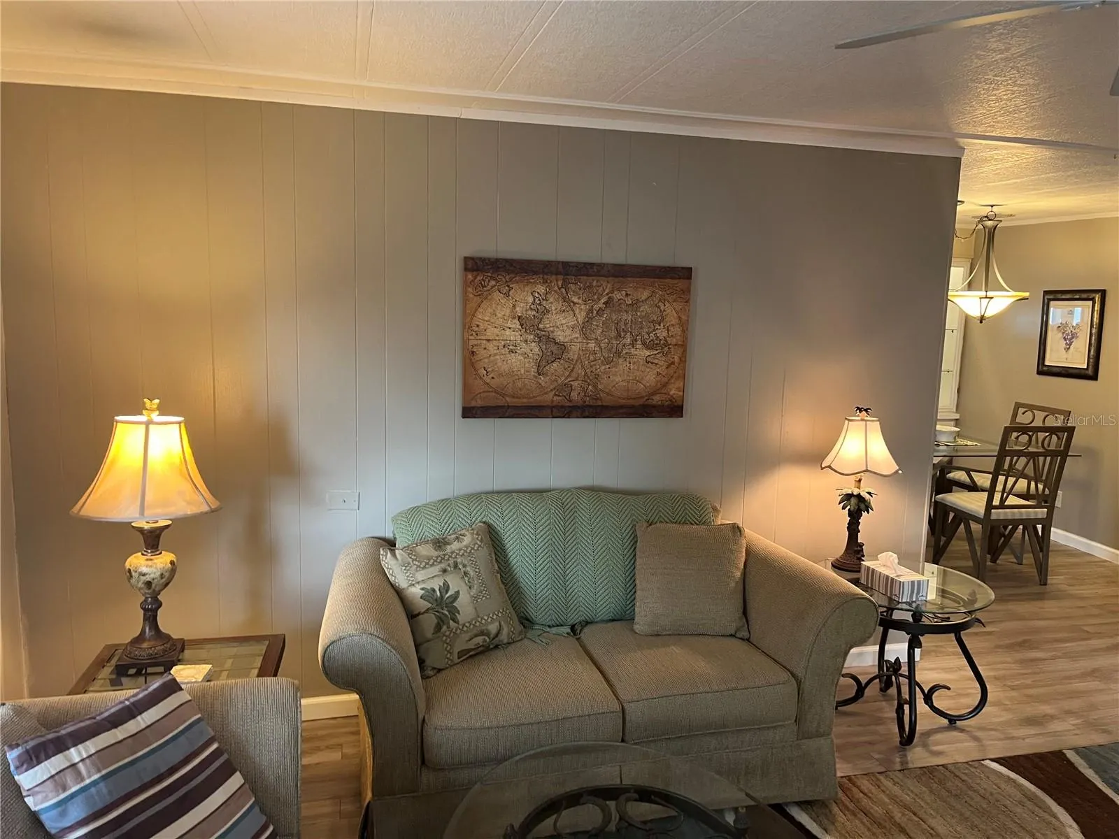 908 JOLANDA CIR