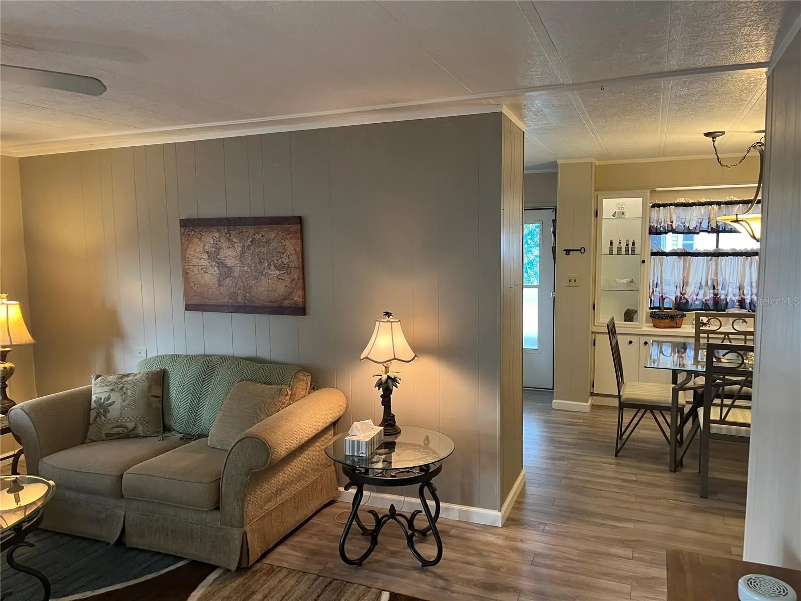 908 JOLANDA CIR