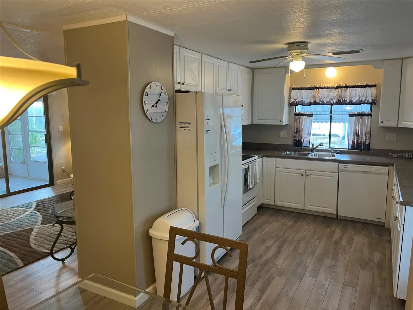 908 JOLANDA CIR