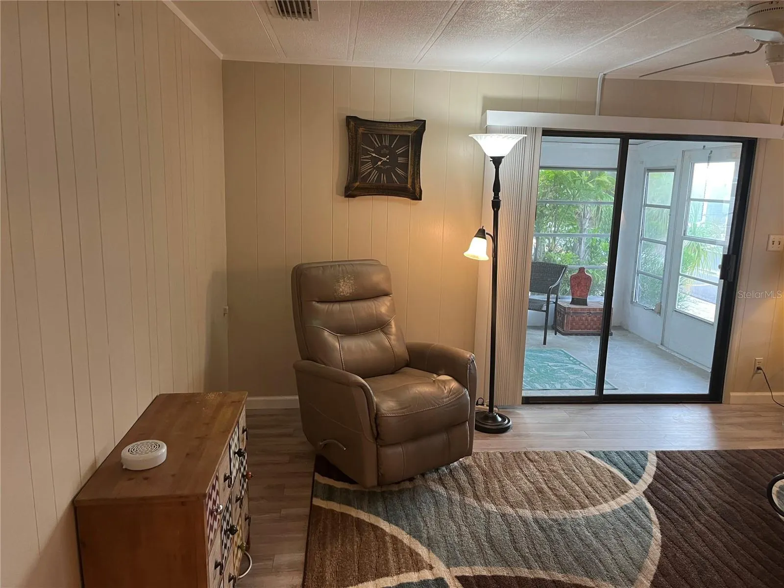 908 JOLANDA CIR
