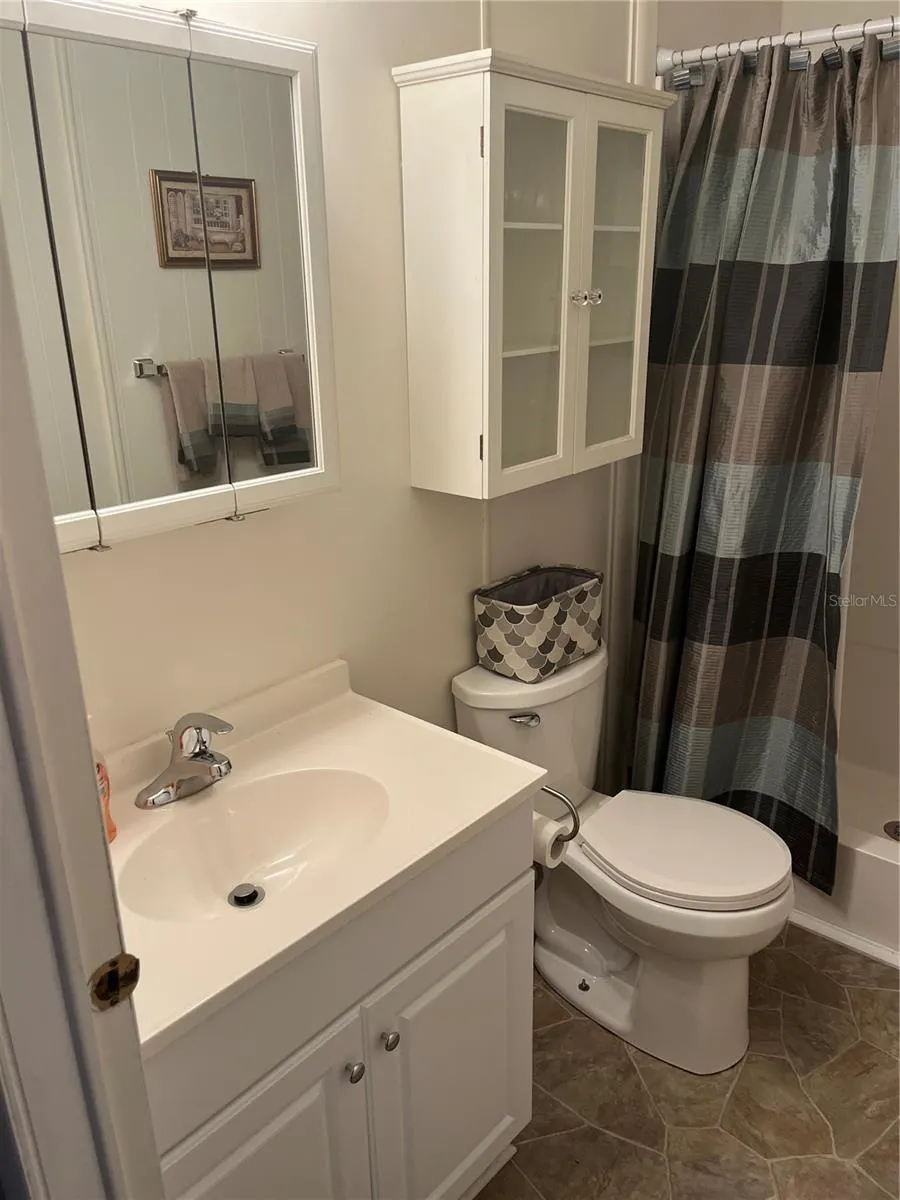 908 JOLANDA CIR