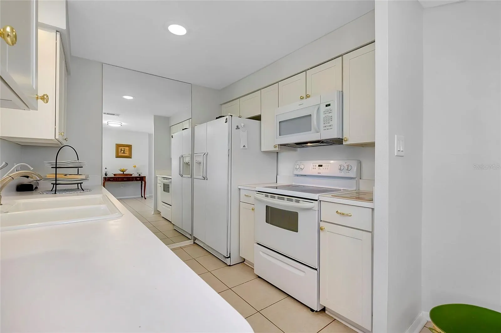 521 CIRCLEWOOD DR #Q11, #Q11