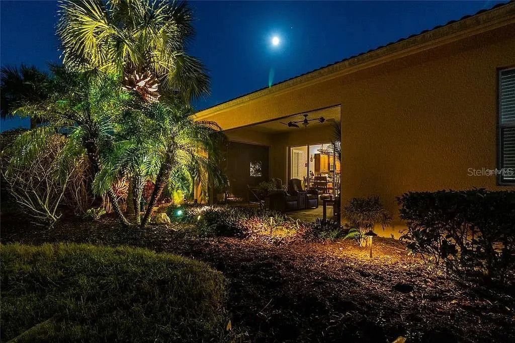 110 PALAZZO CT