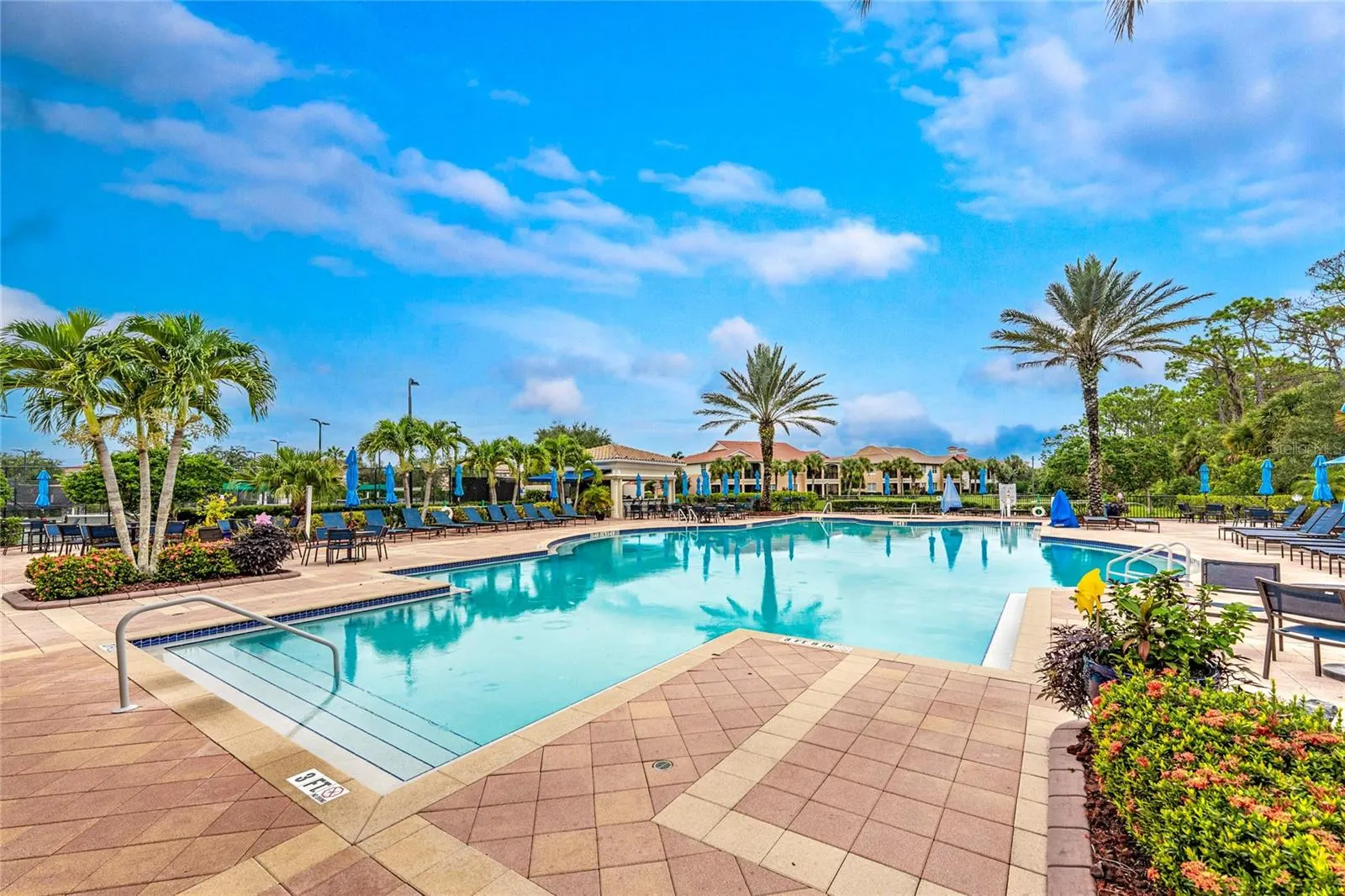 110 PALAZZO CT