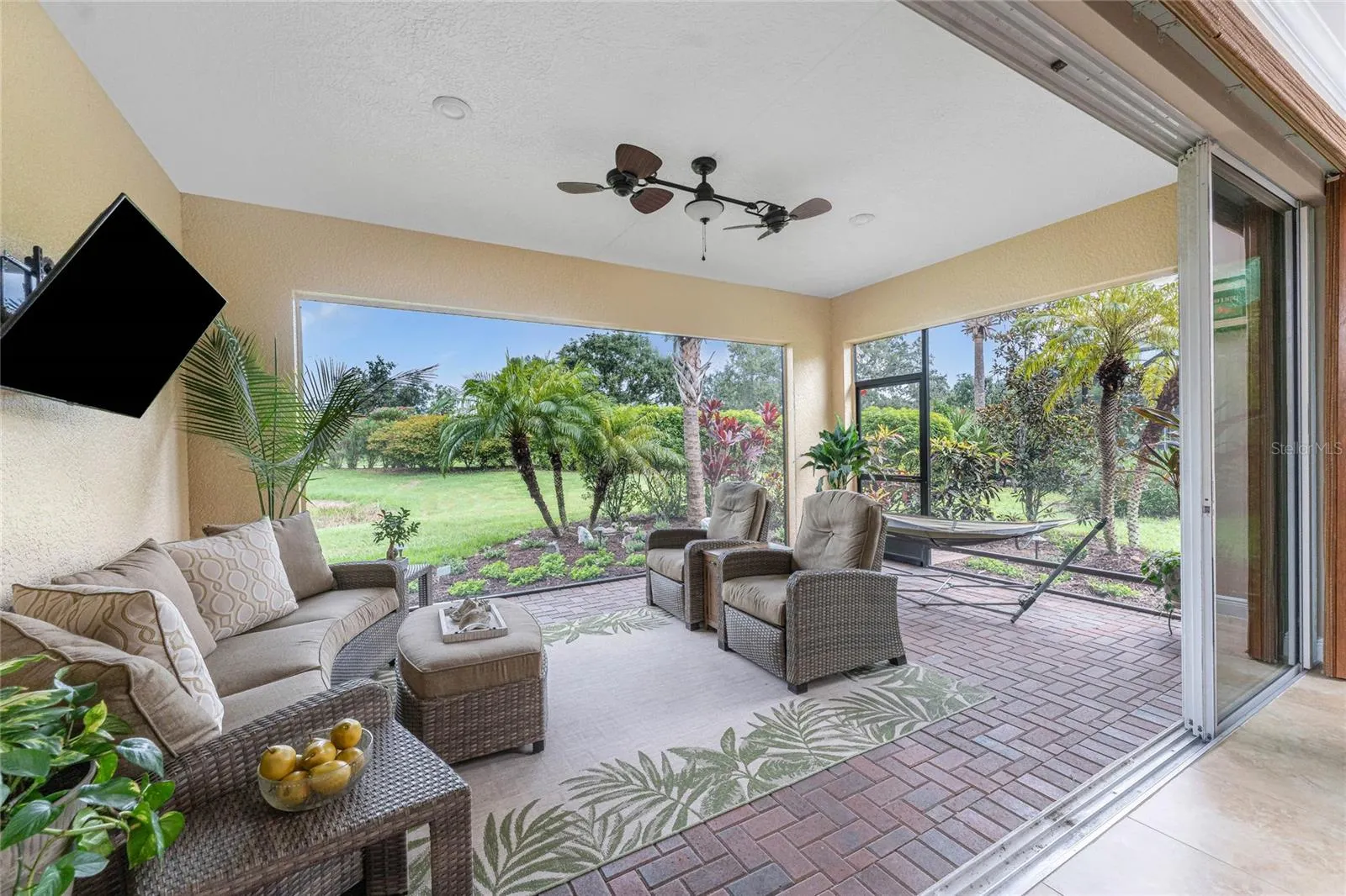 110 PALAZZO CT