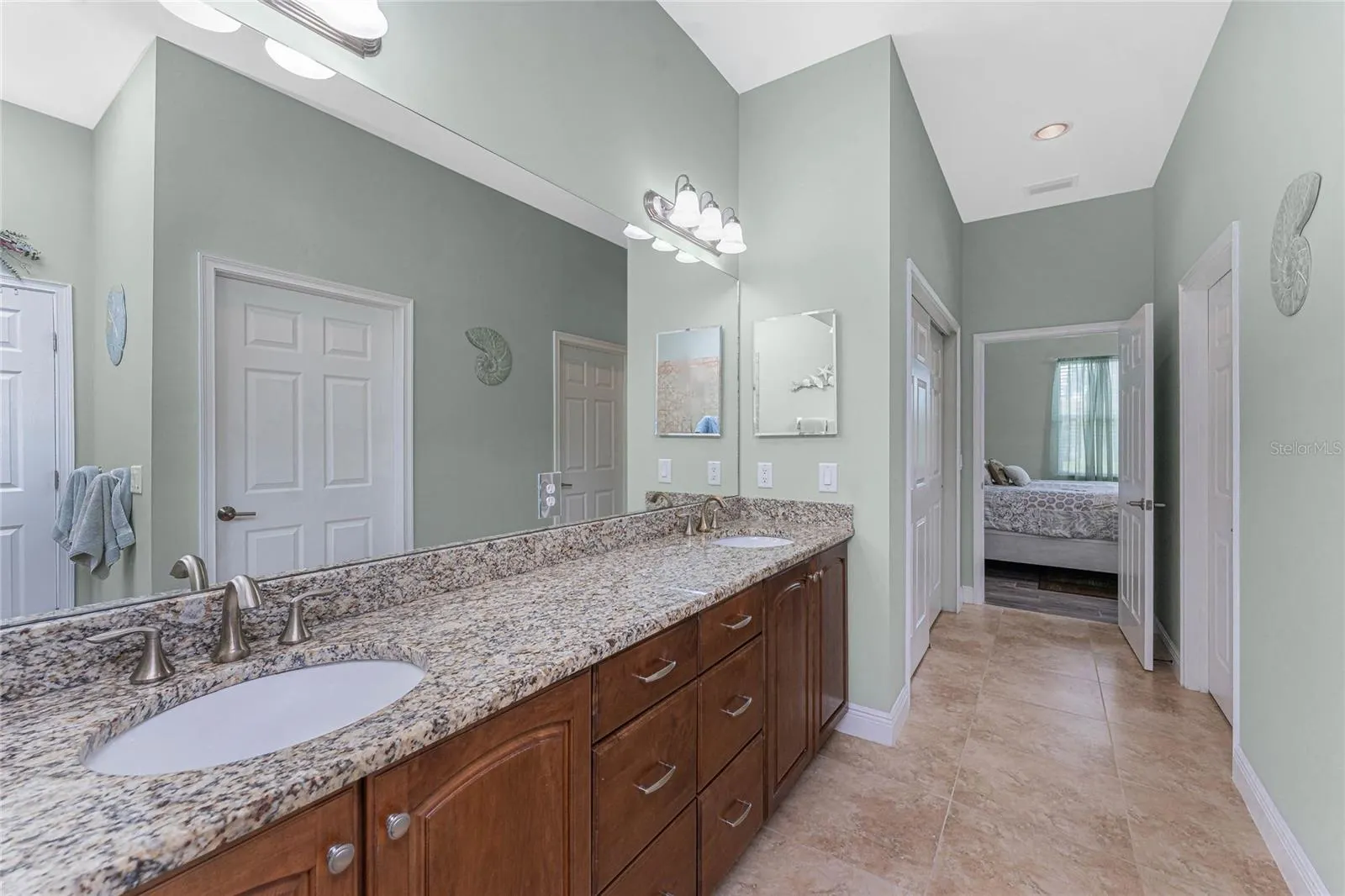 110 PALAZZO CT