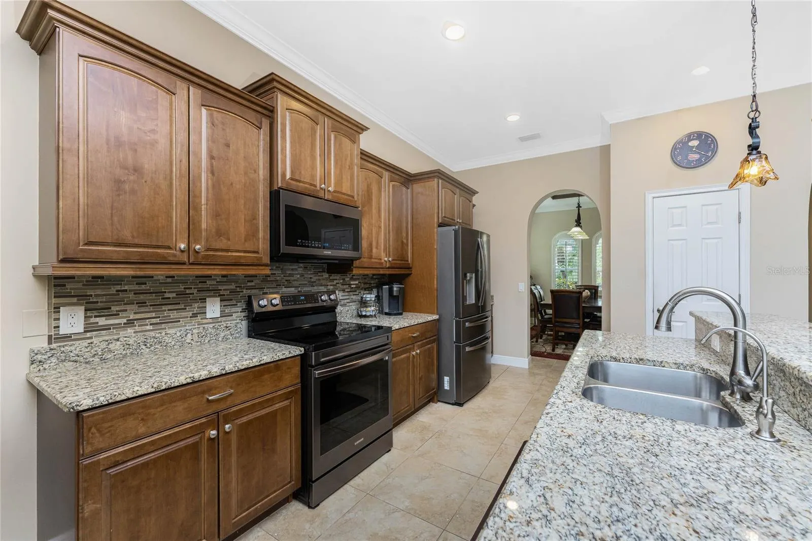 110 PALAZZO CT