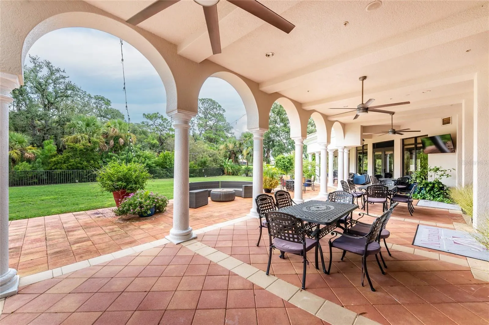 110 PALAZZO CT