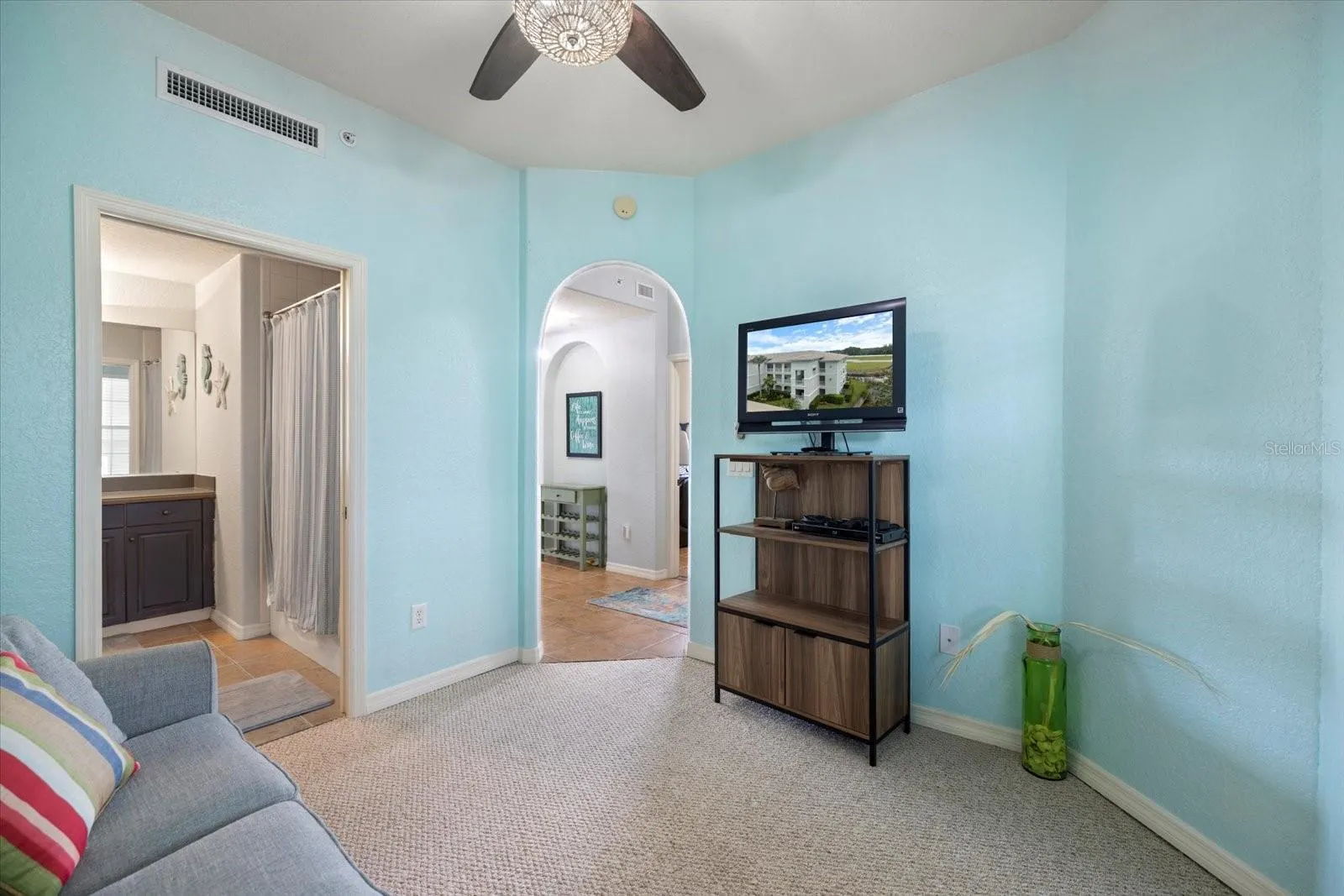 700 GARDENS EDGE DR #724, #724