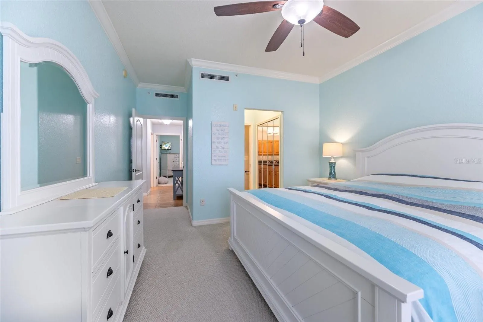 700 GARDENS EDGE DR #724, #724