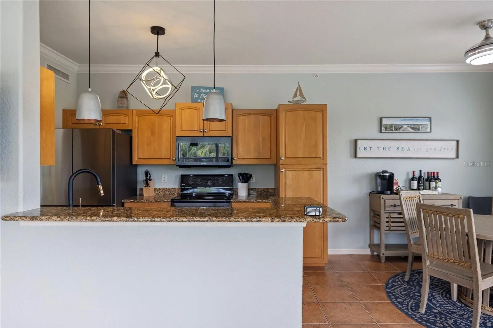700 GARDENS EDGE DR #724, #724