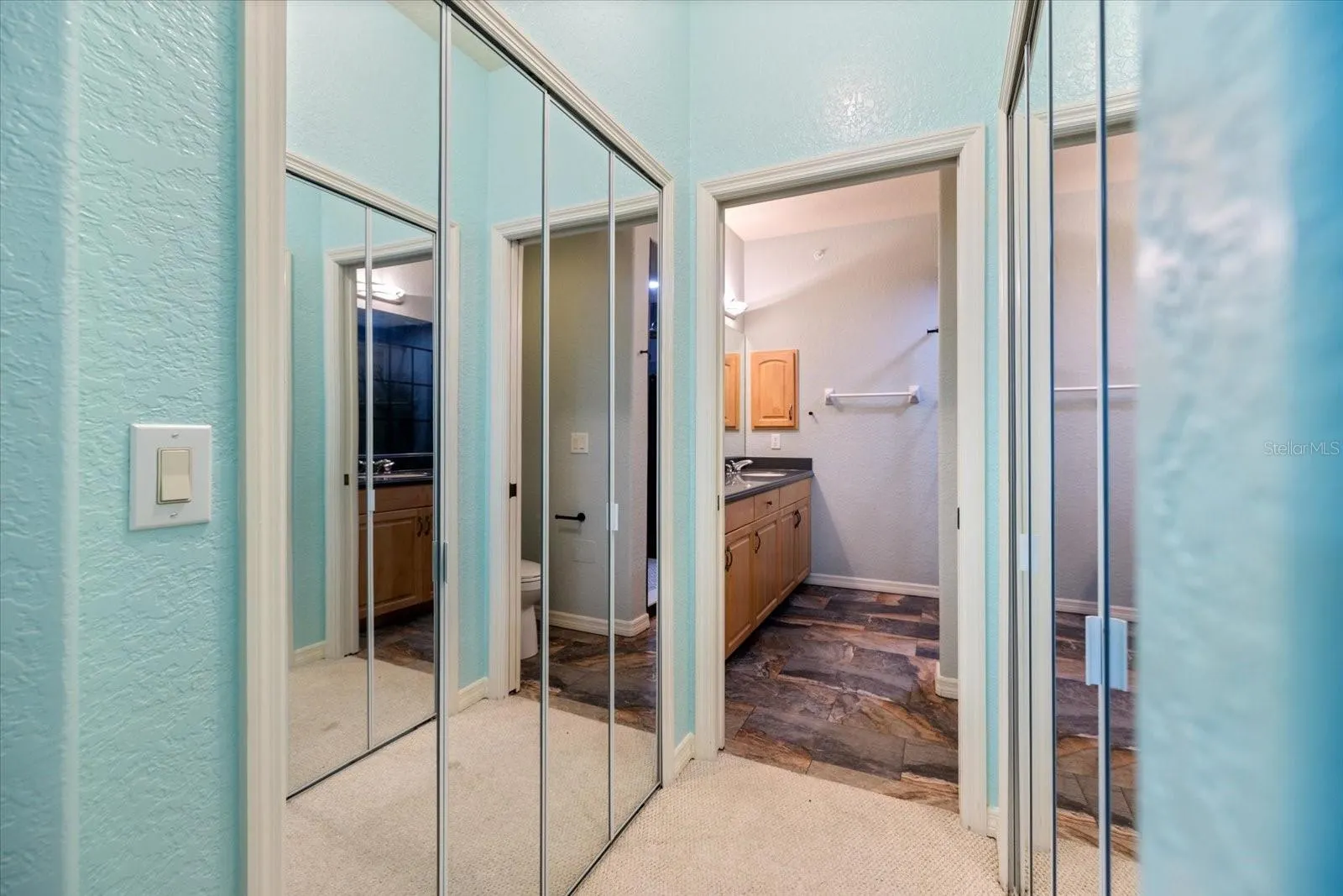 700 GARDENS EDGE DR #724, #724
