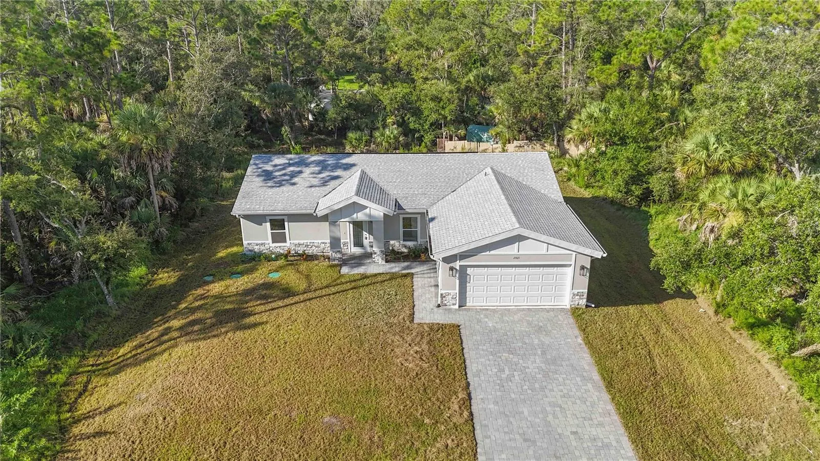2765 DUMONT LN