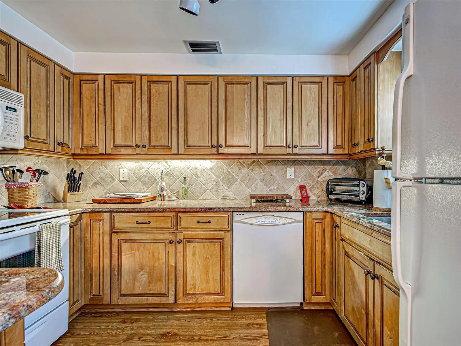 521 W VENICE AVE #21, #21