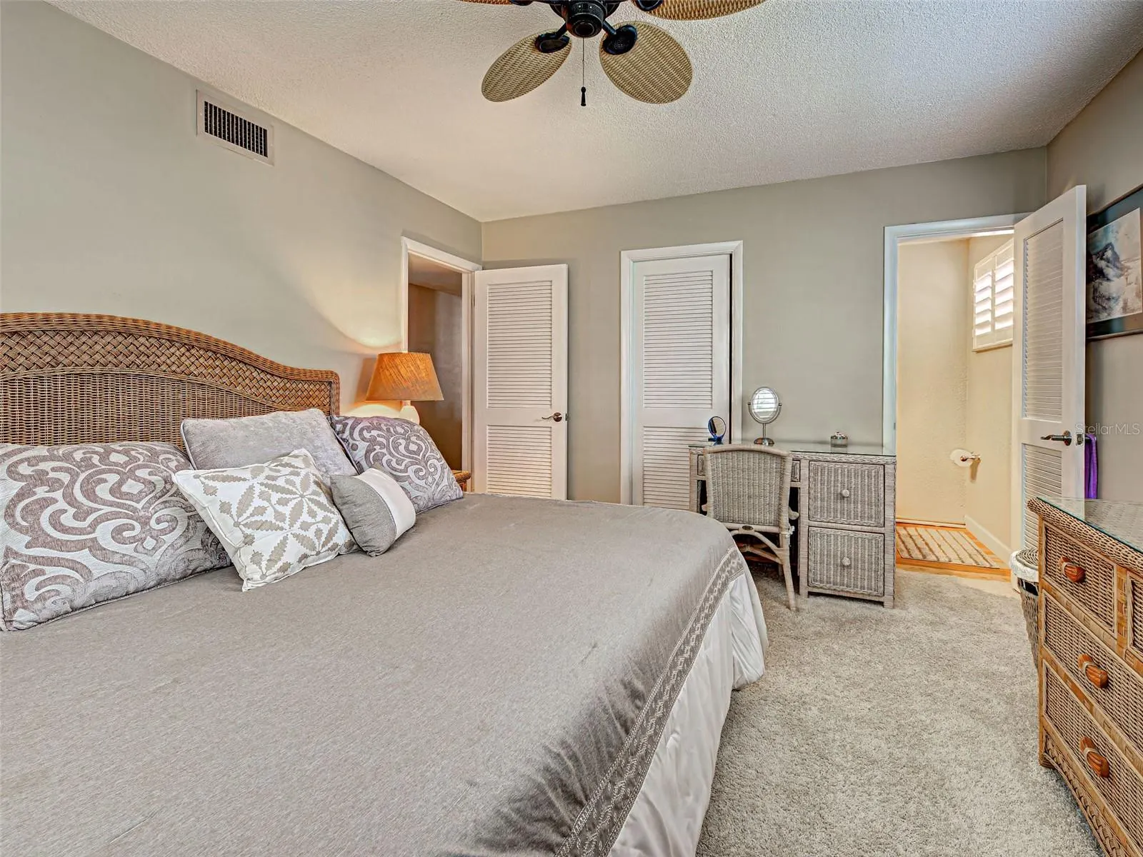521 W VENICE AVE #21, #21