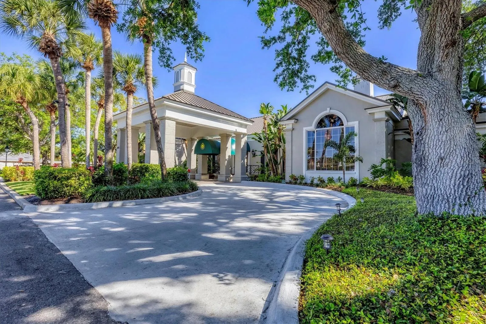 11057 HOGAN CIR