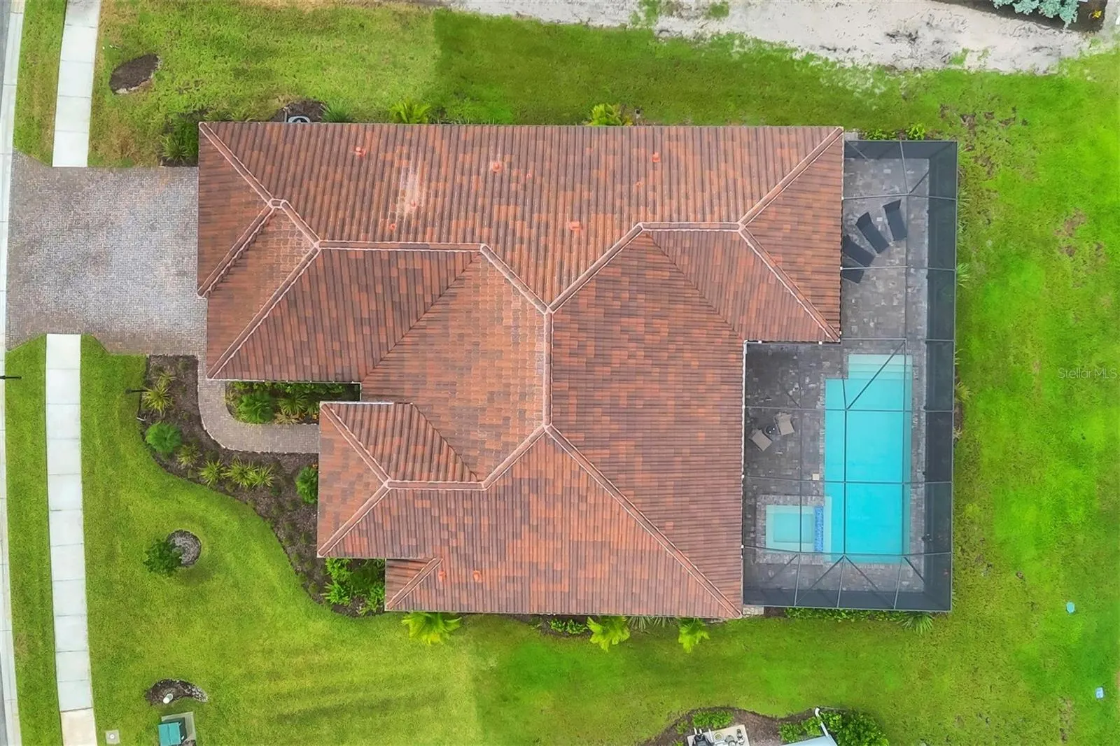 11057 HOGAN CIR