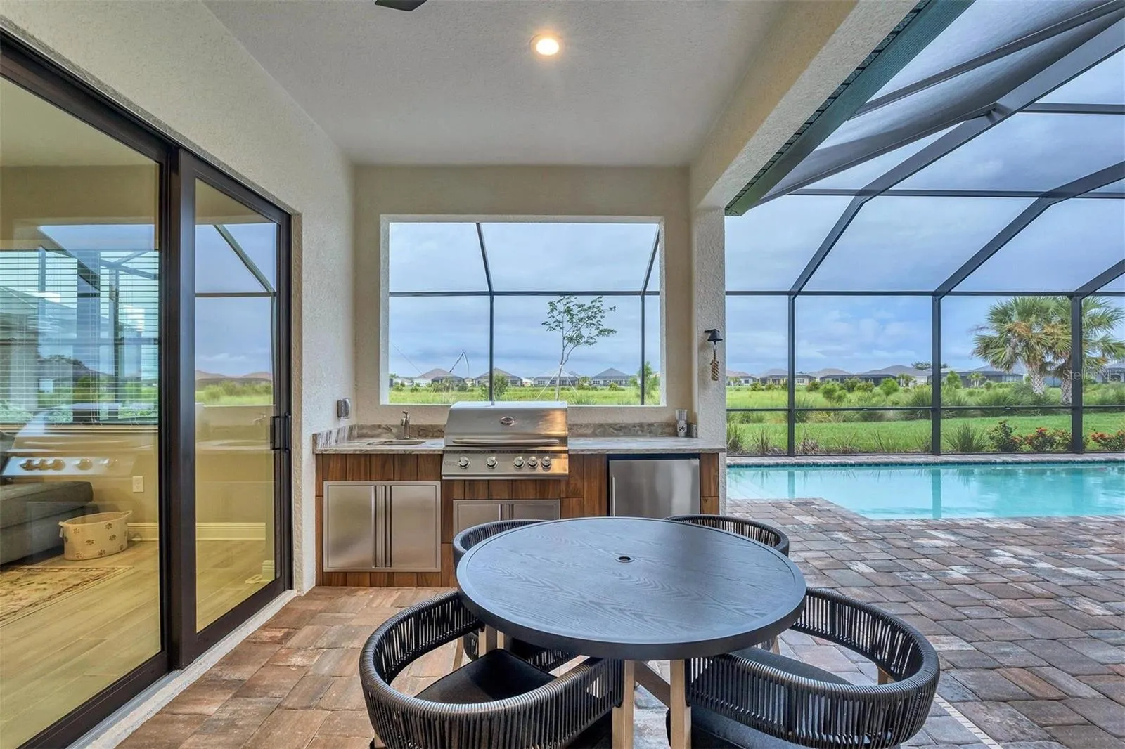 11057 HOGAN CIR