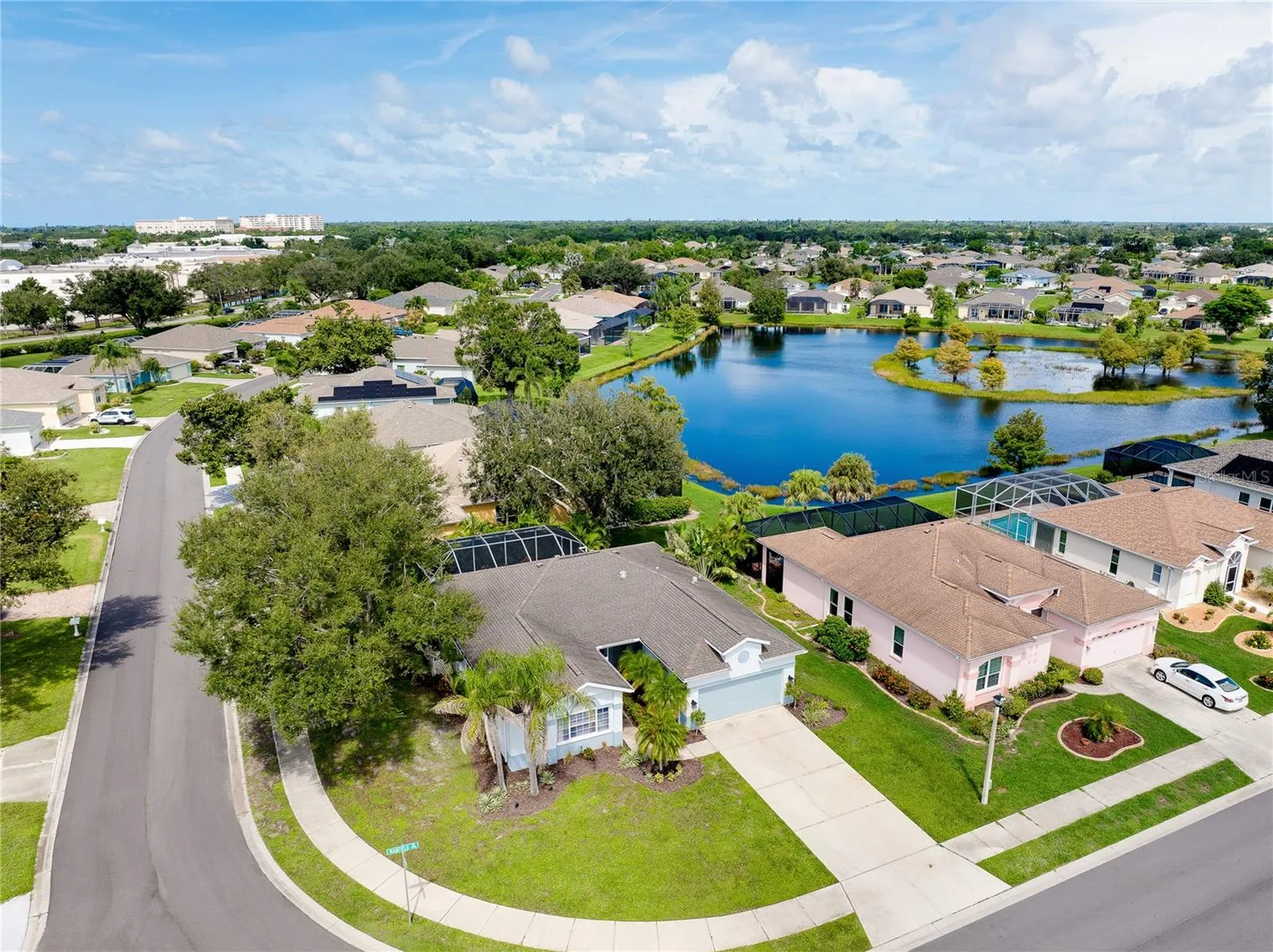 4342 MANFIELD DR
