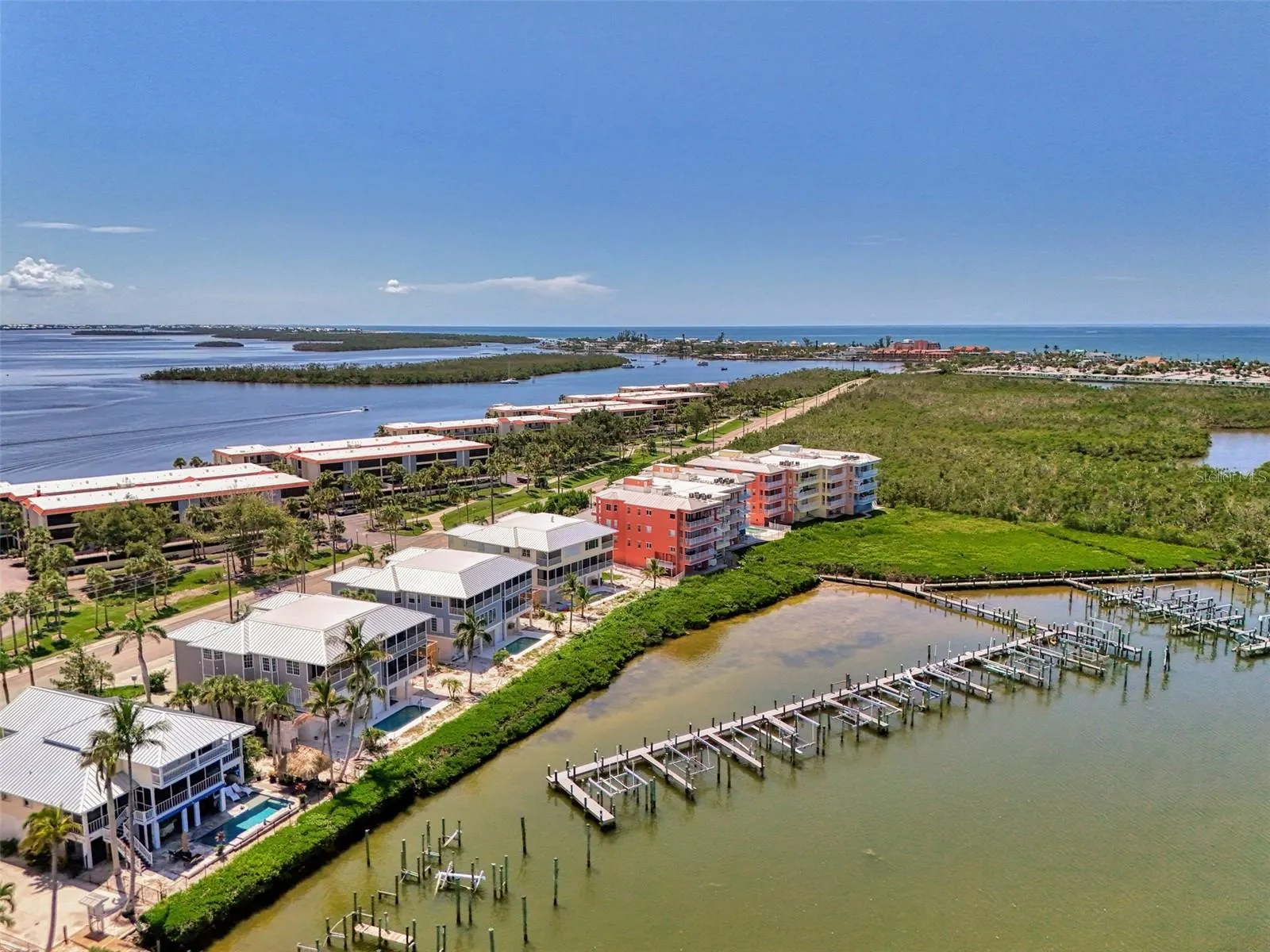 1380 BEACH RD #4, #4