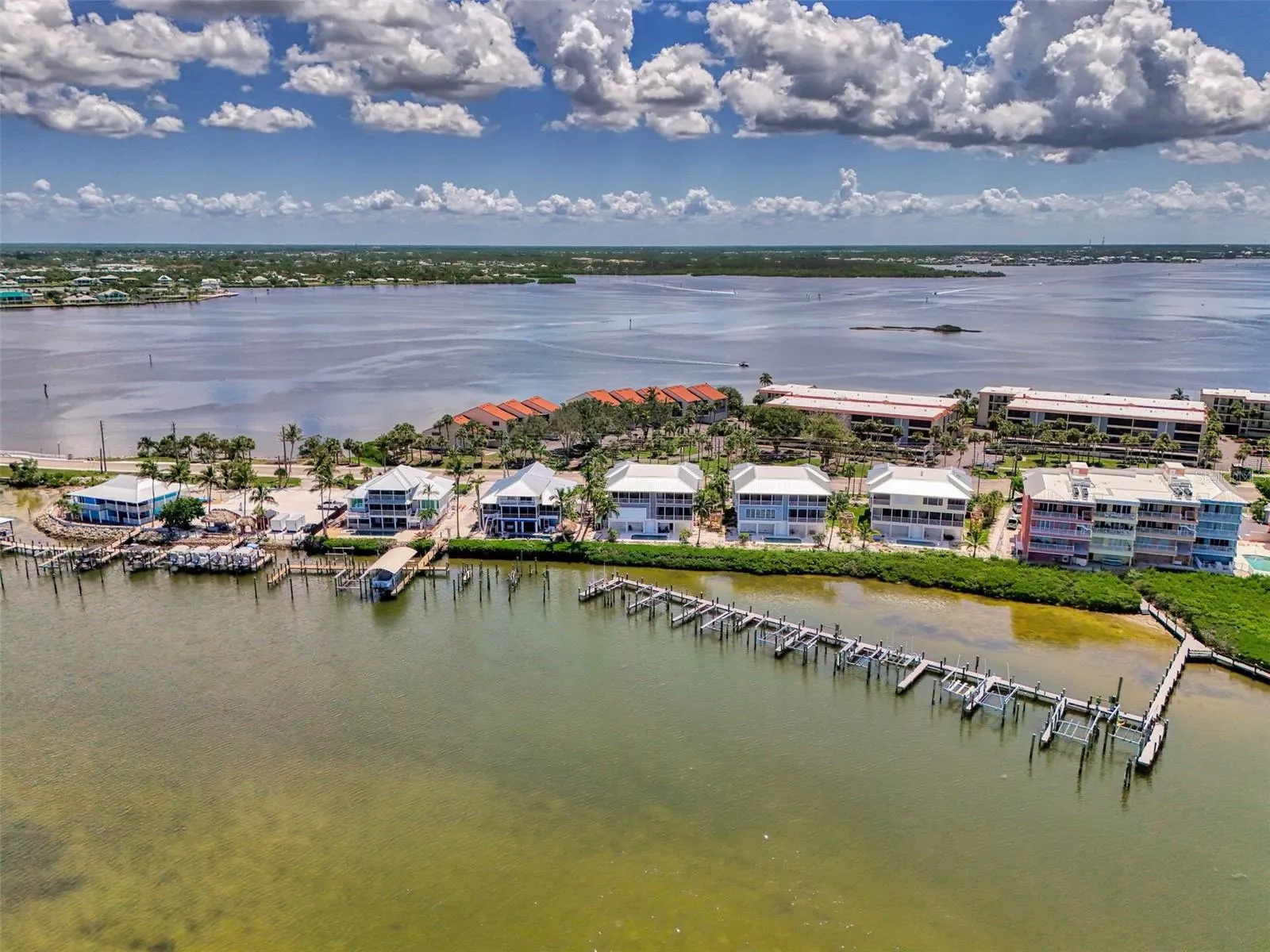 1380 BEACH RD #4, #4