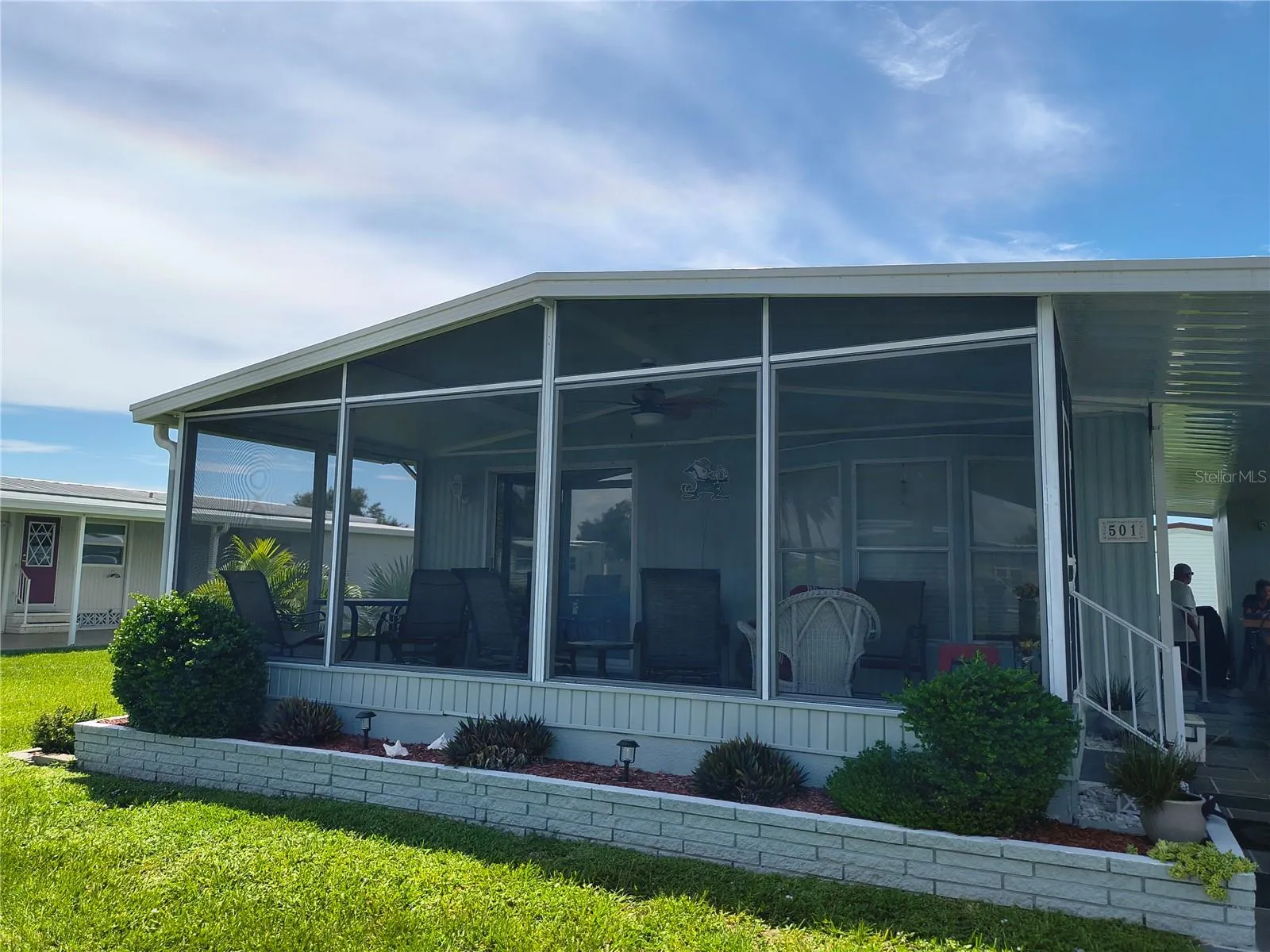 501 LONGWOOD DR