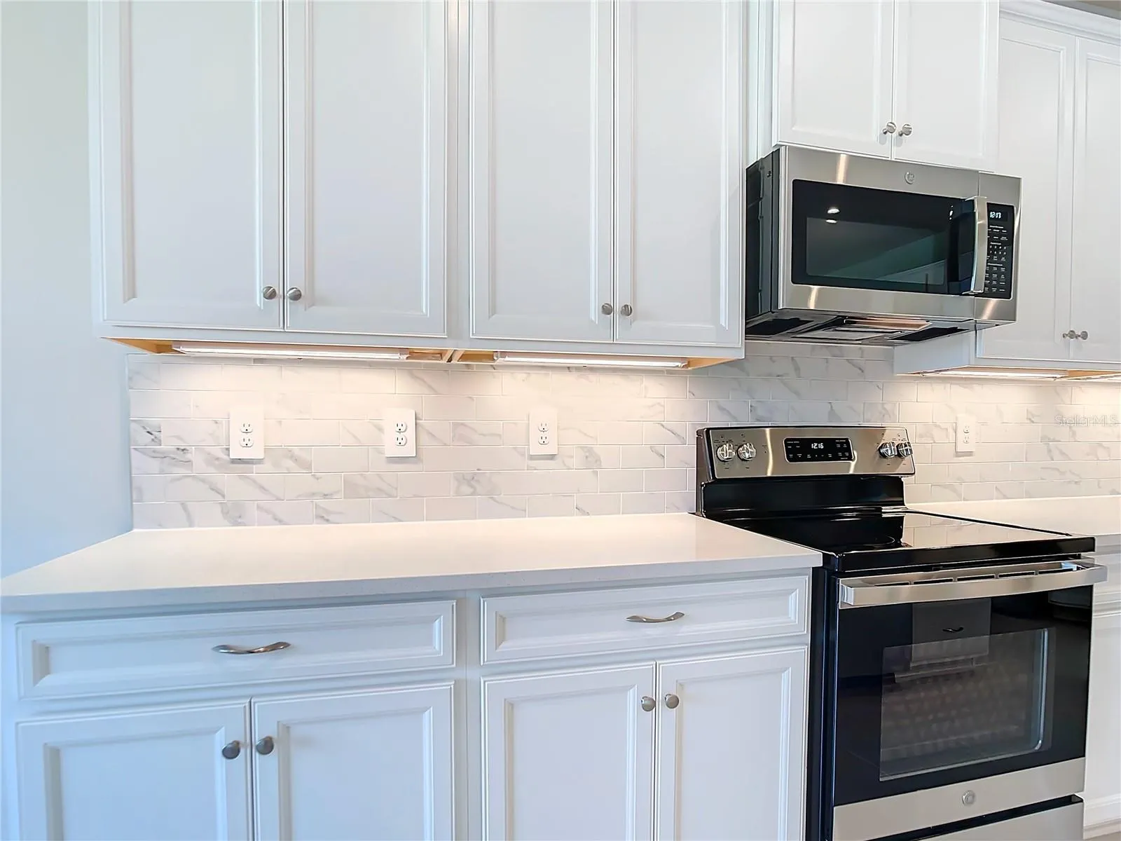 1607 SUNSET PRESERVE WAY