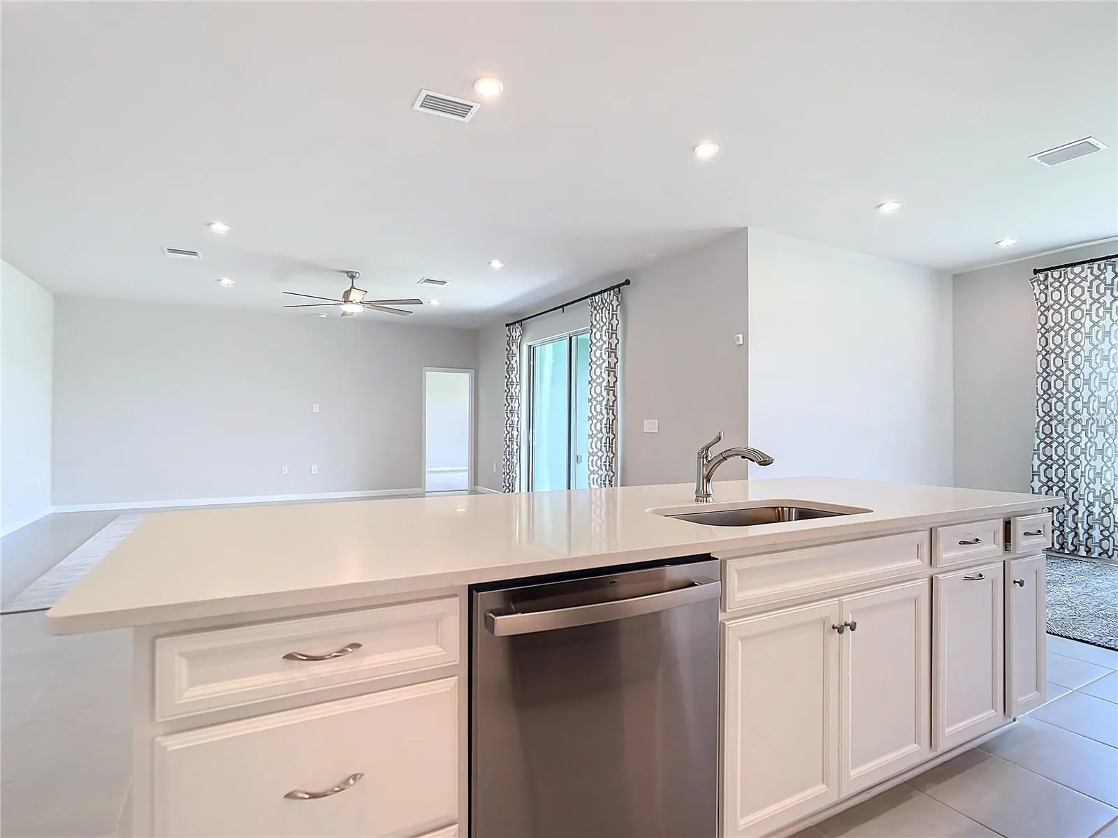 1607 SUNSET PRESERVE WAY