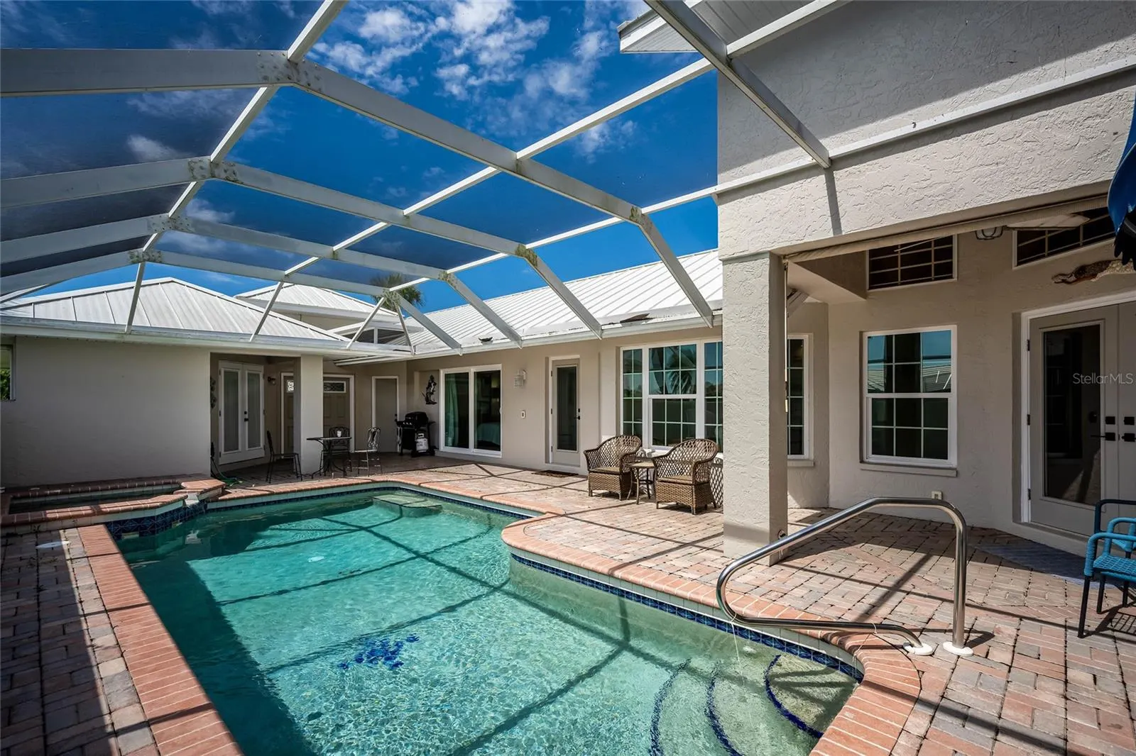 222 WESTWIND DR