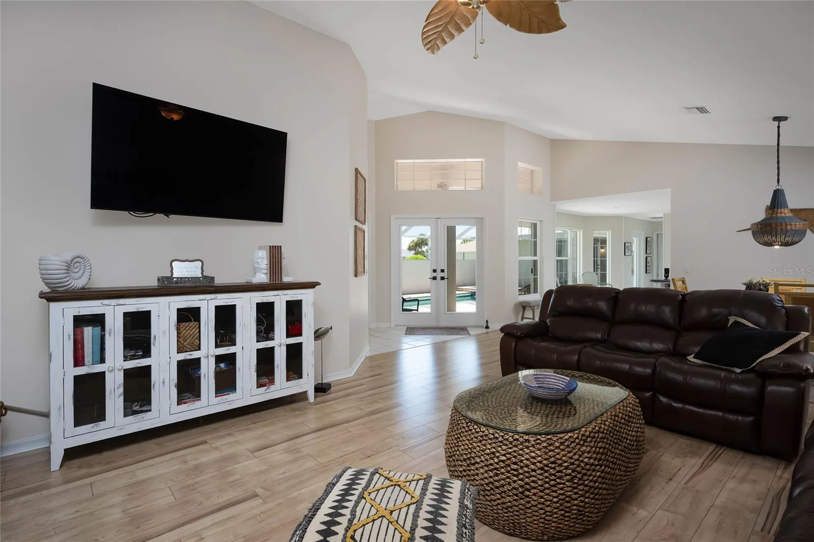 222 WESTWIND DR