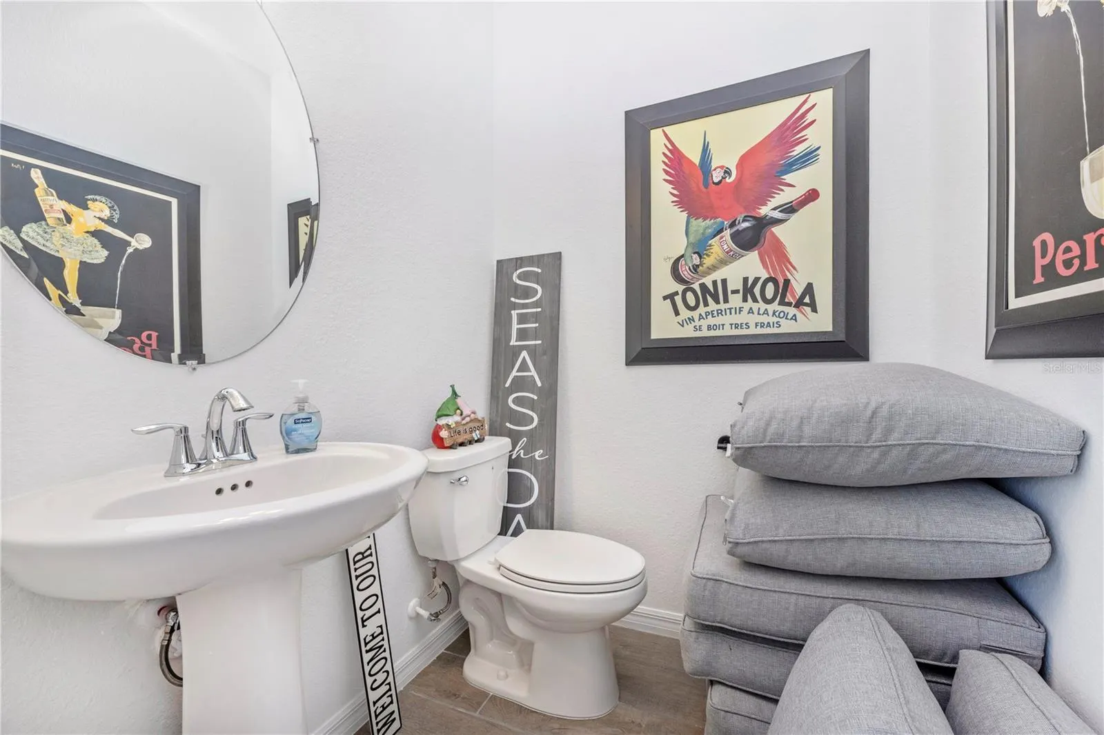17697 SANTORINI CT