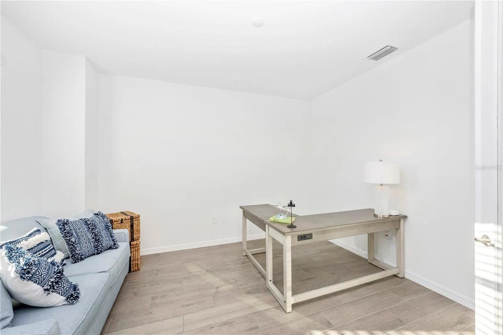 17697 SANTORINI CT
