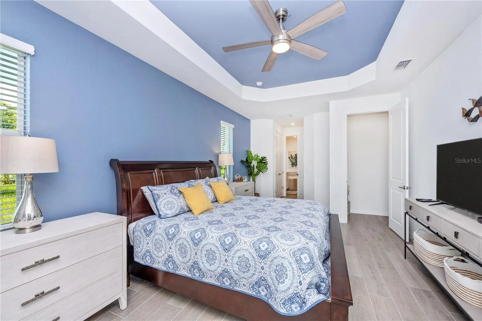 17697 SANTORINI CT