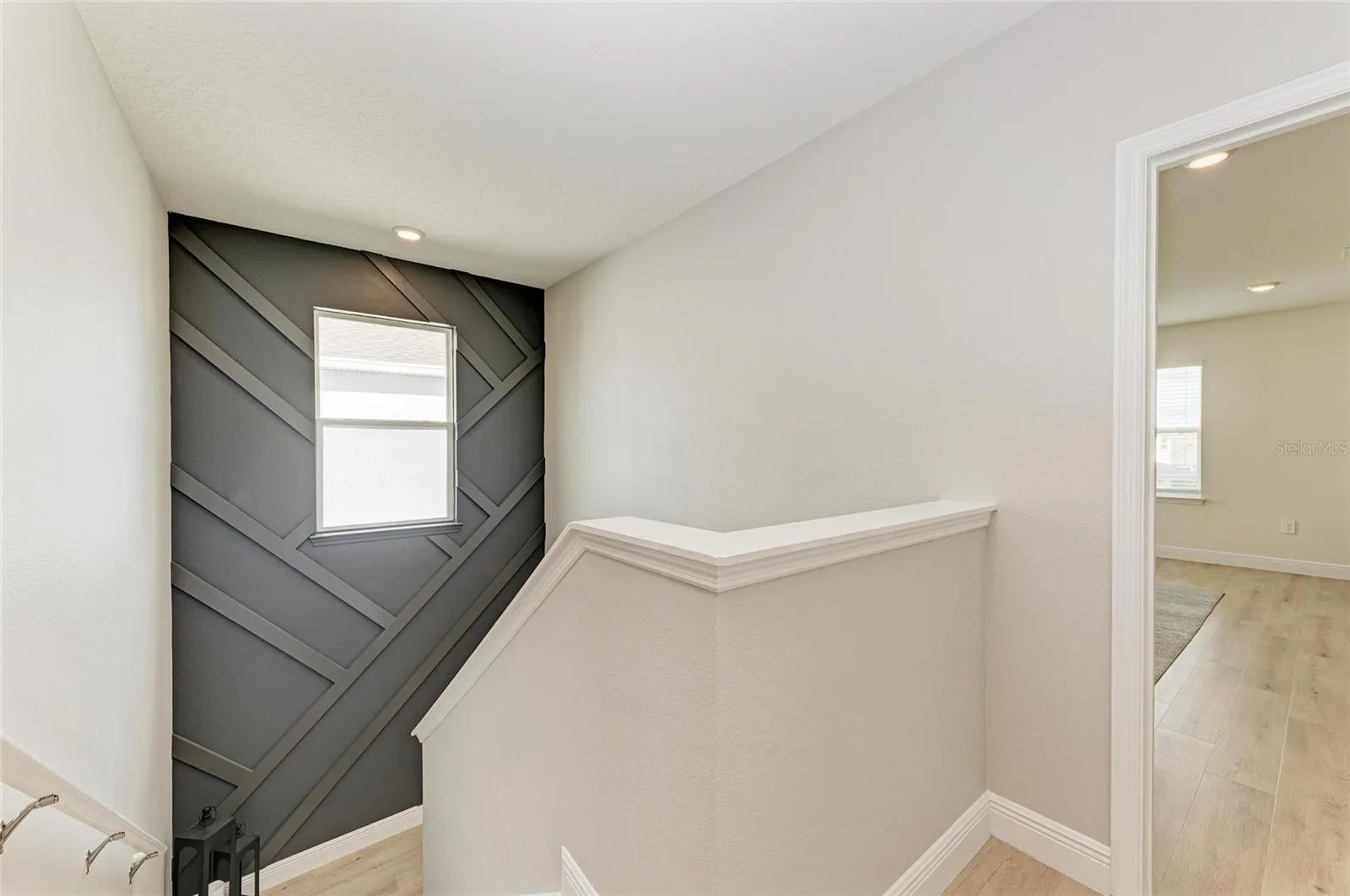 16724 BARNWOOD PL