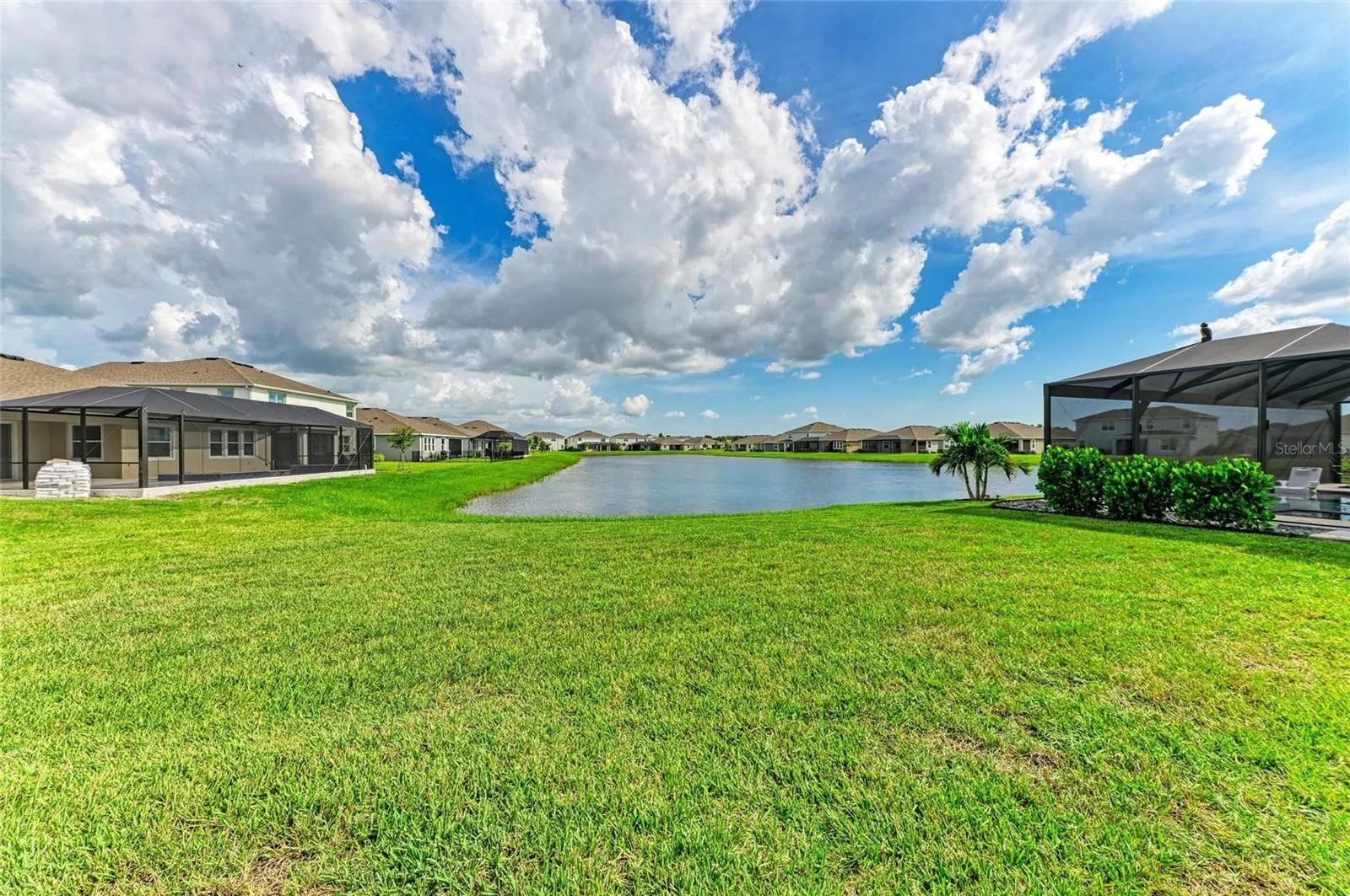 16724 BARNWOOD PL