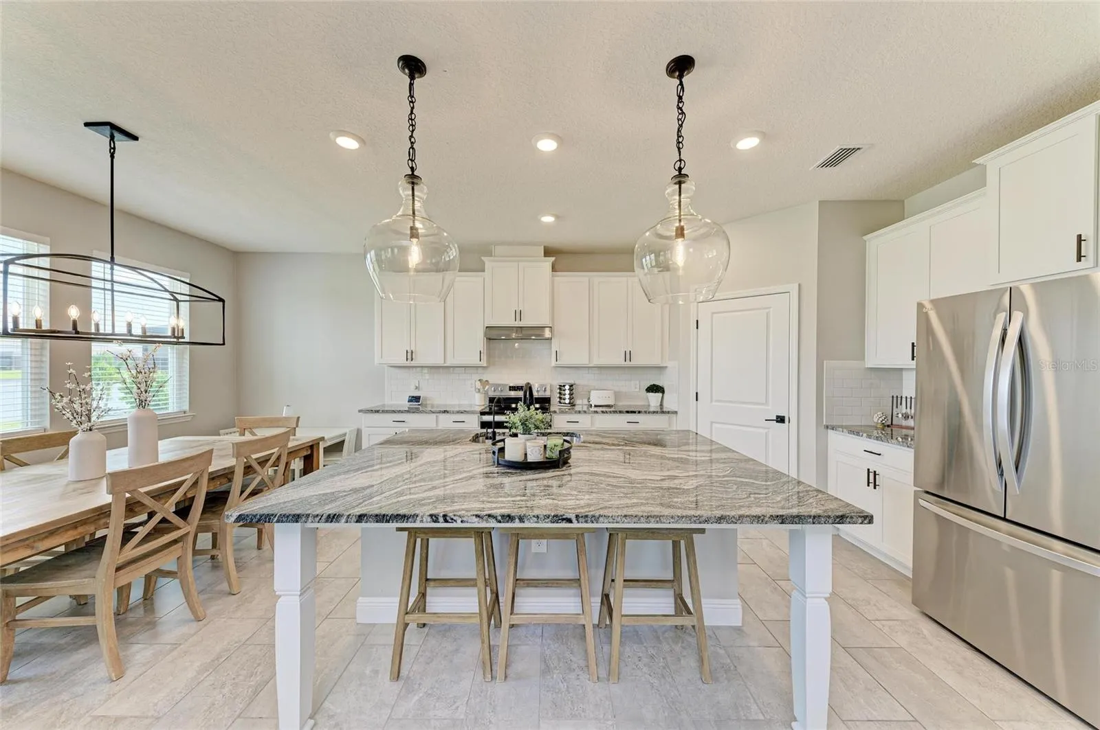 16724 BARNWOOD PL