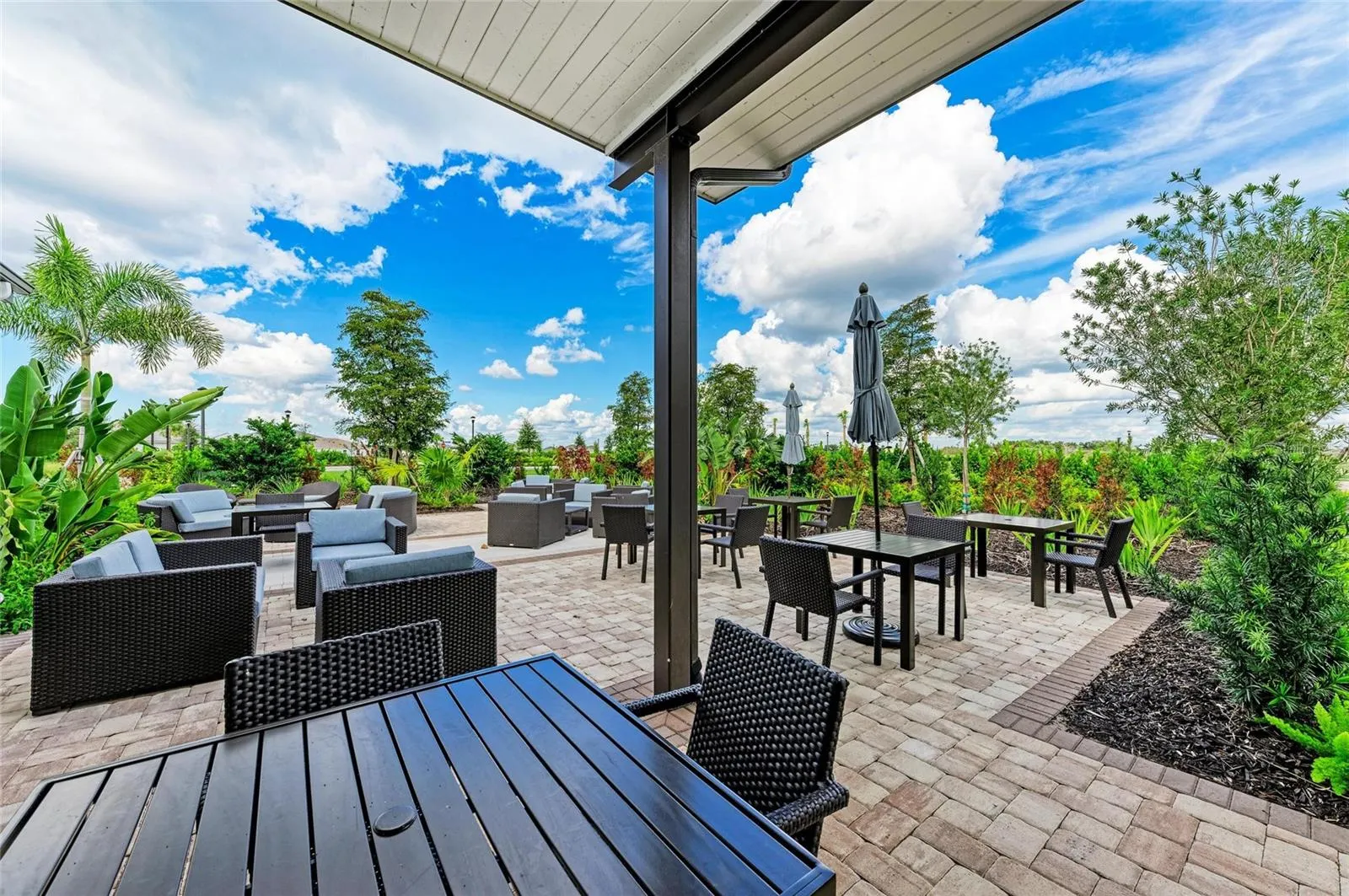 16724 BARNWOOD PL