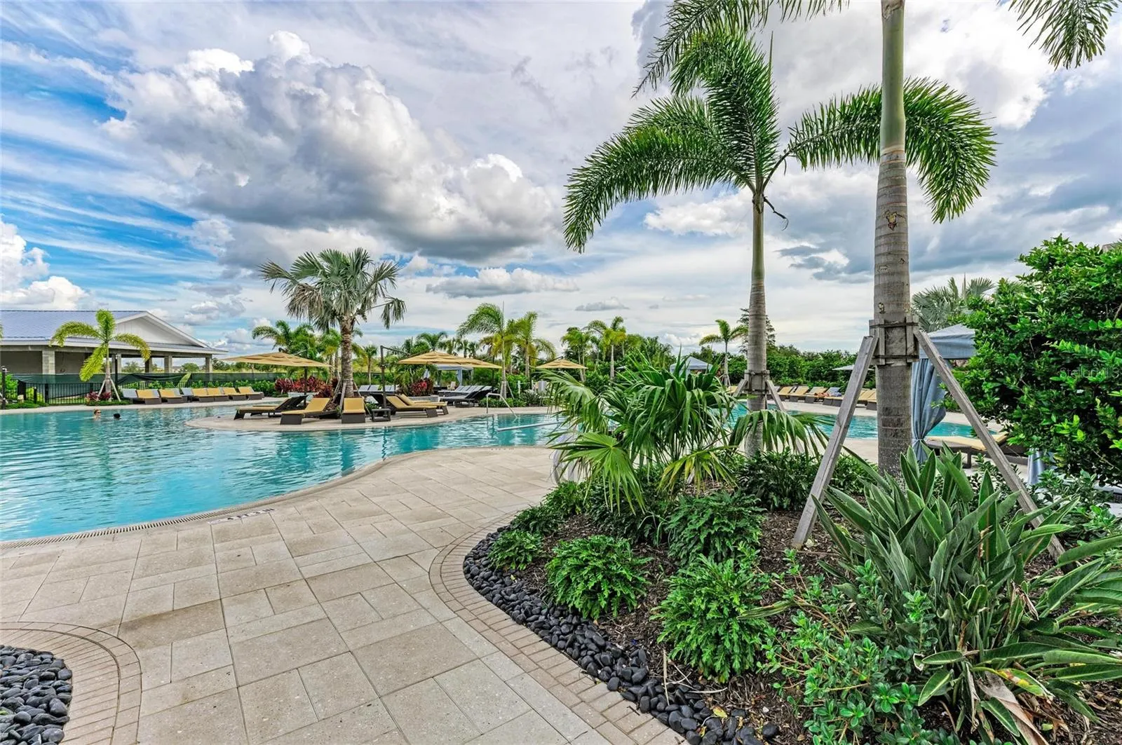 16724 BARNWOOD PL