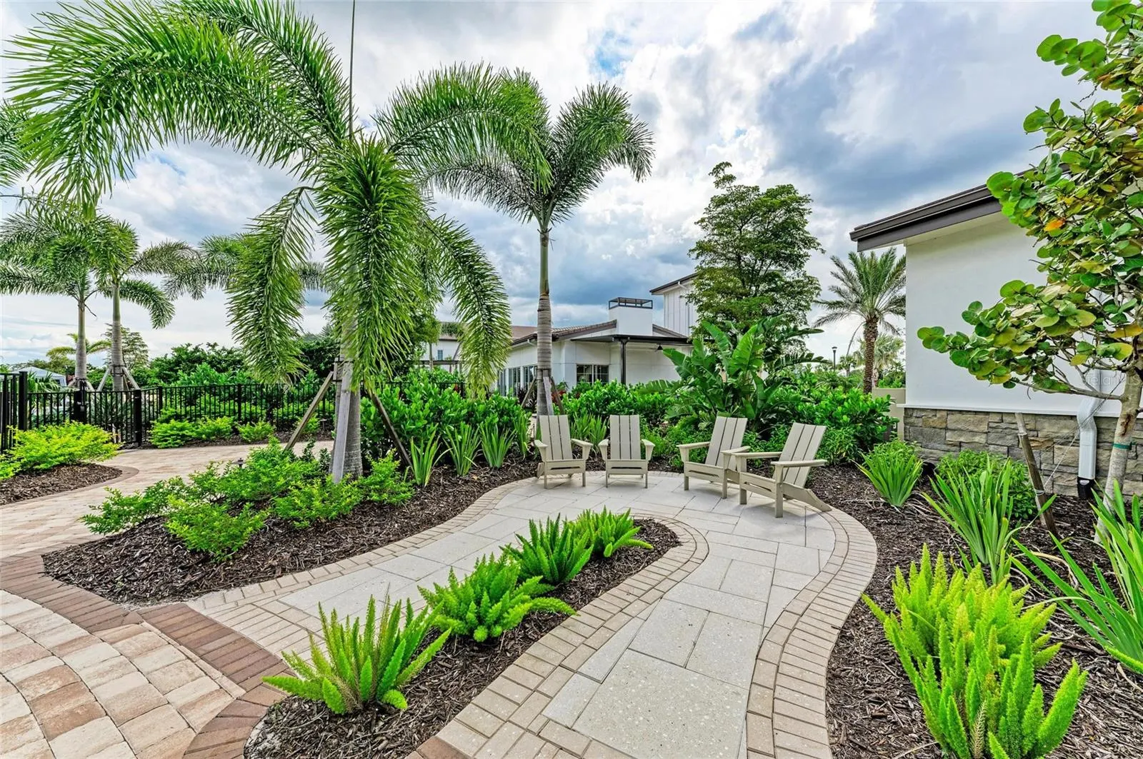16724 BARNWOOD PL