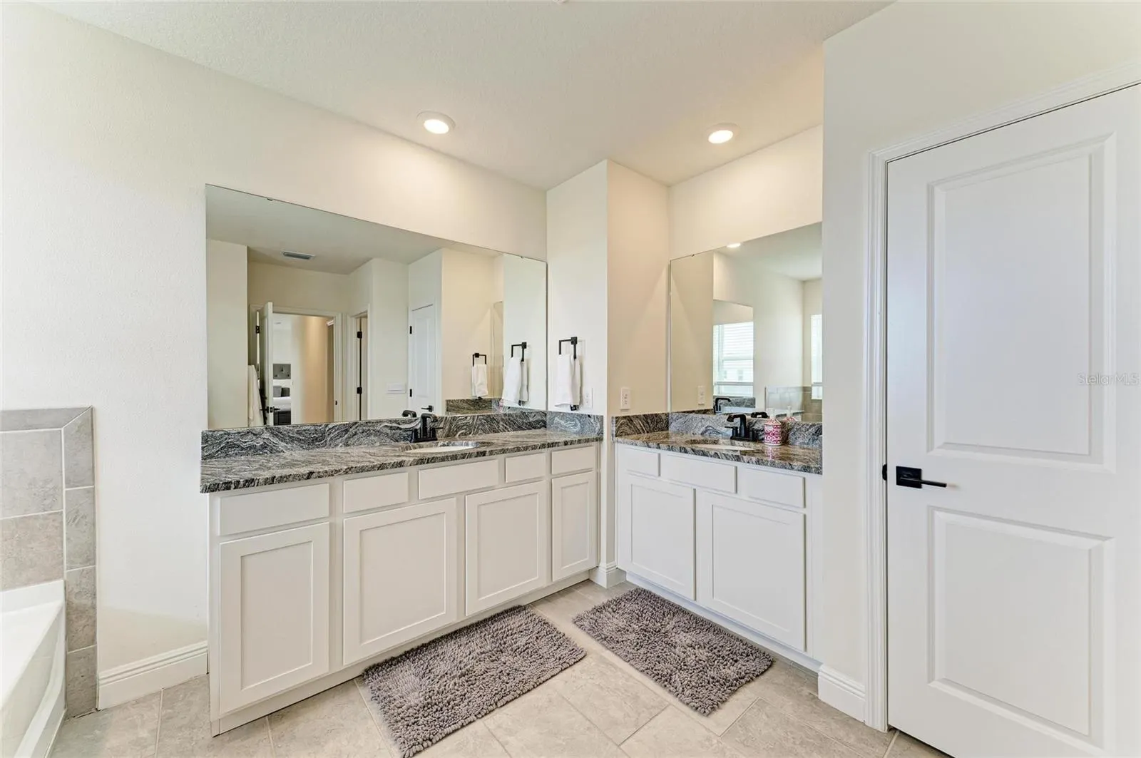 16724 BARNWOOD PL