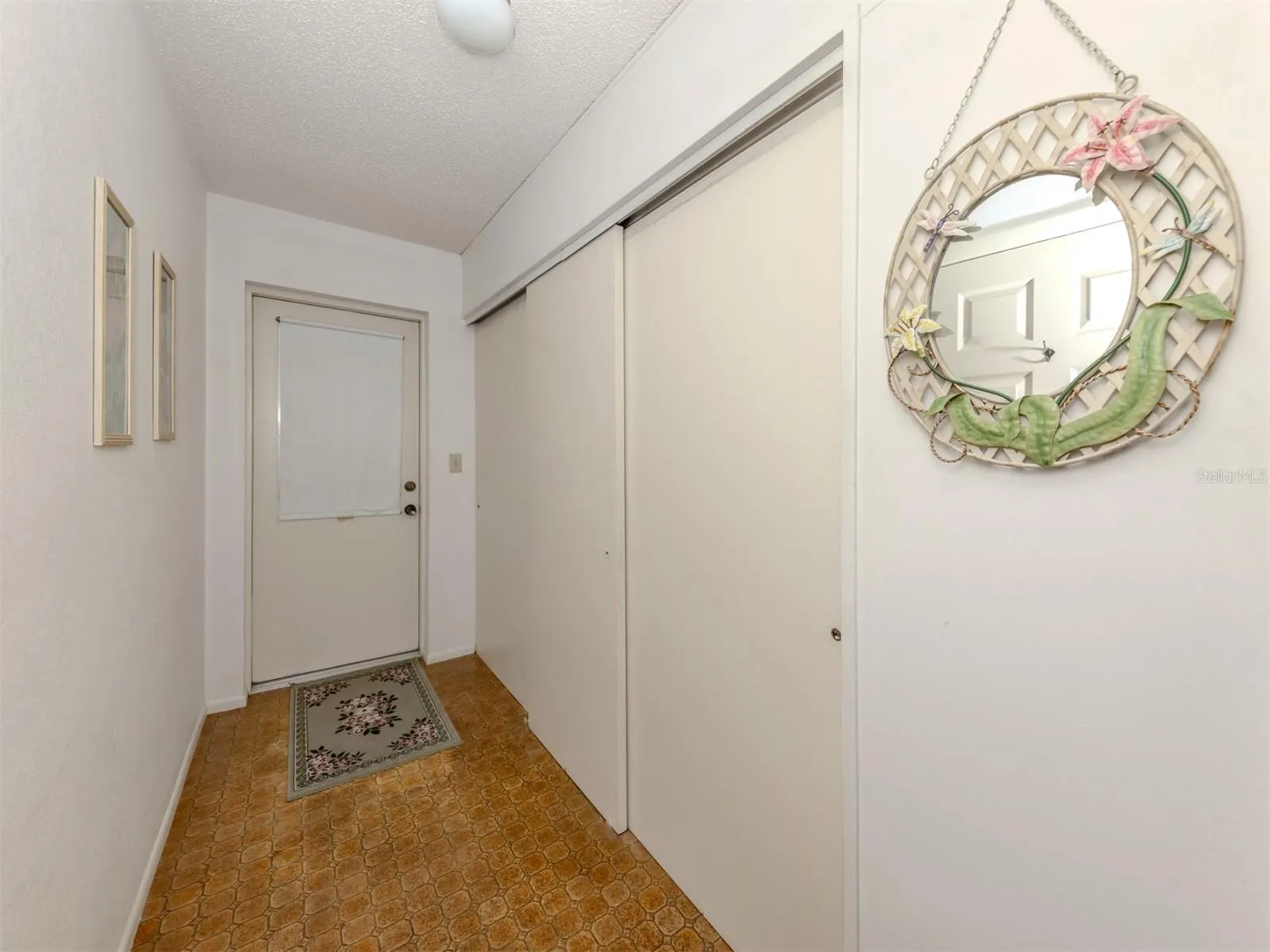 1708 BONITAS CIR #1726A, #1726A