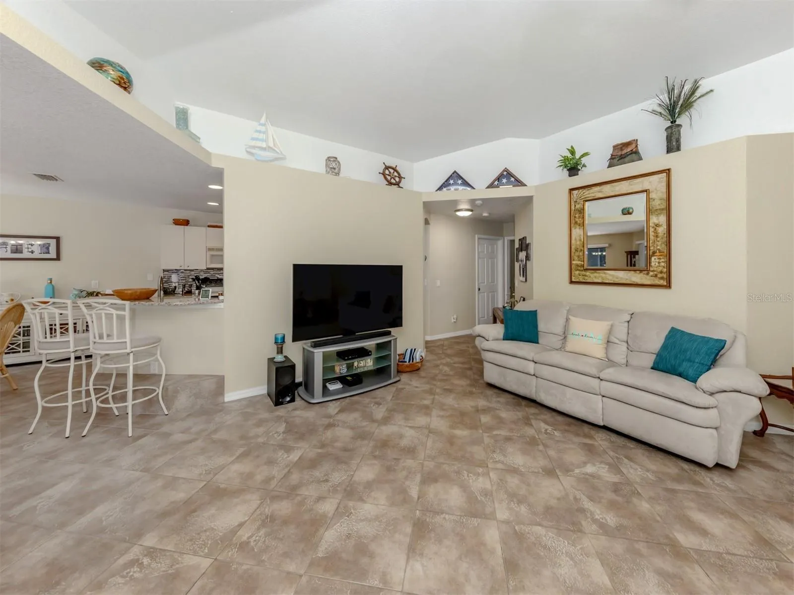 7851 HOWSER CT