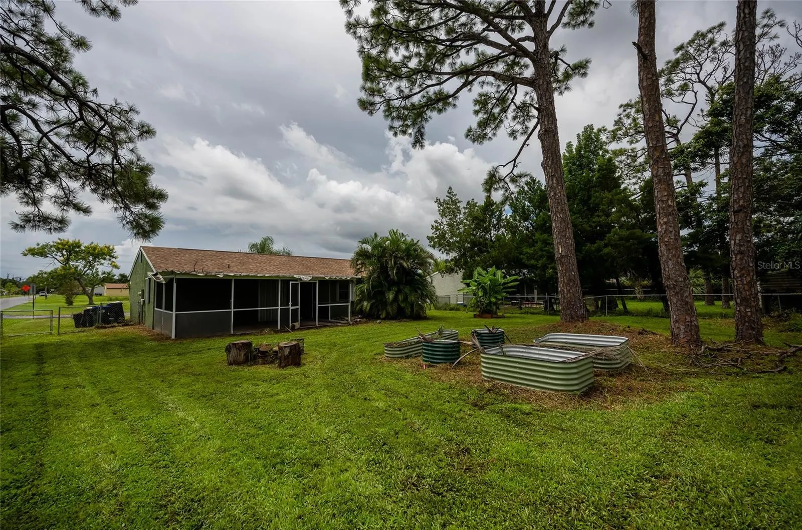 6424 ELMWOOD RD
