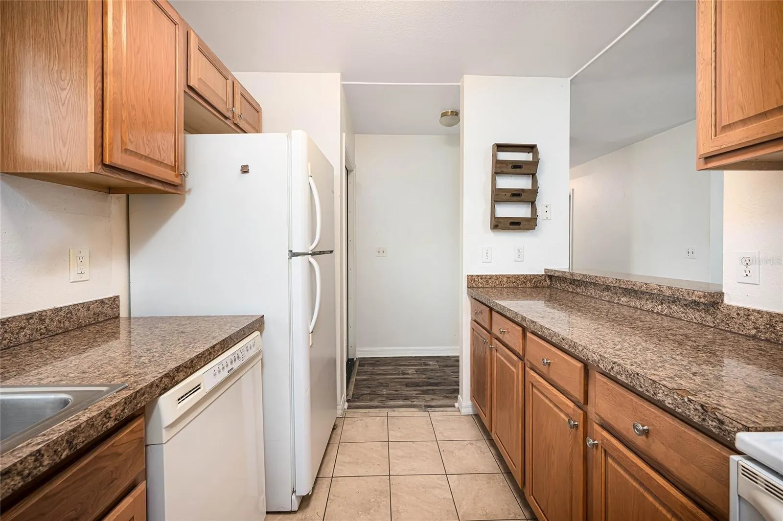 6424 ELMWOOD RD